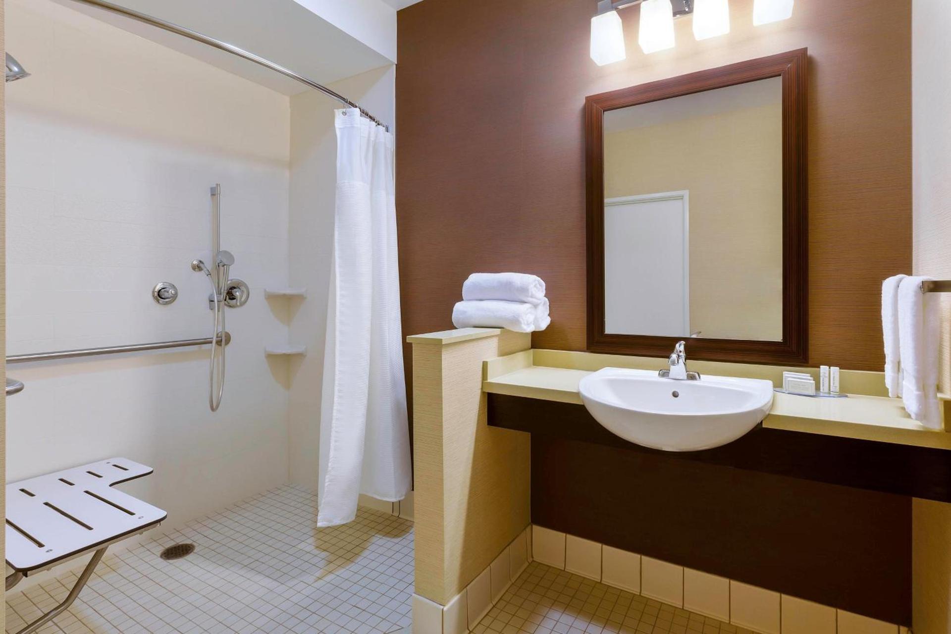 Fairfield Inn & Suites Riverside Corona/Norco photo 7