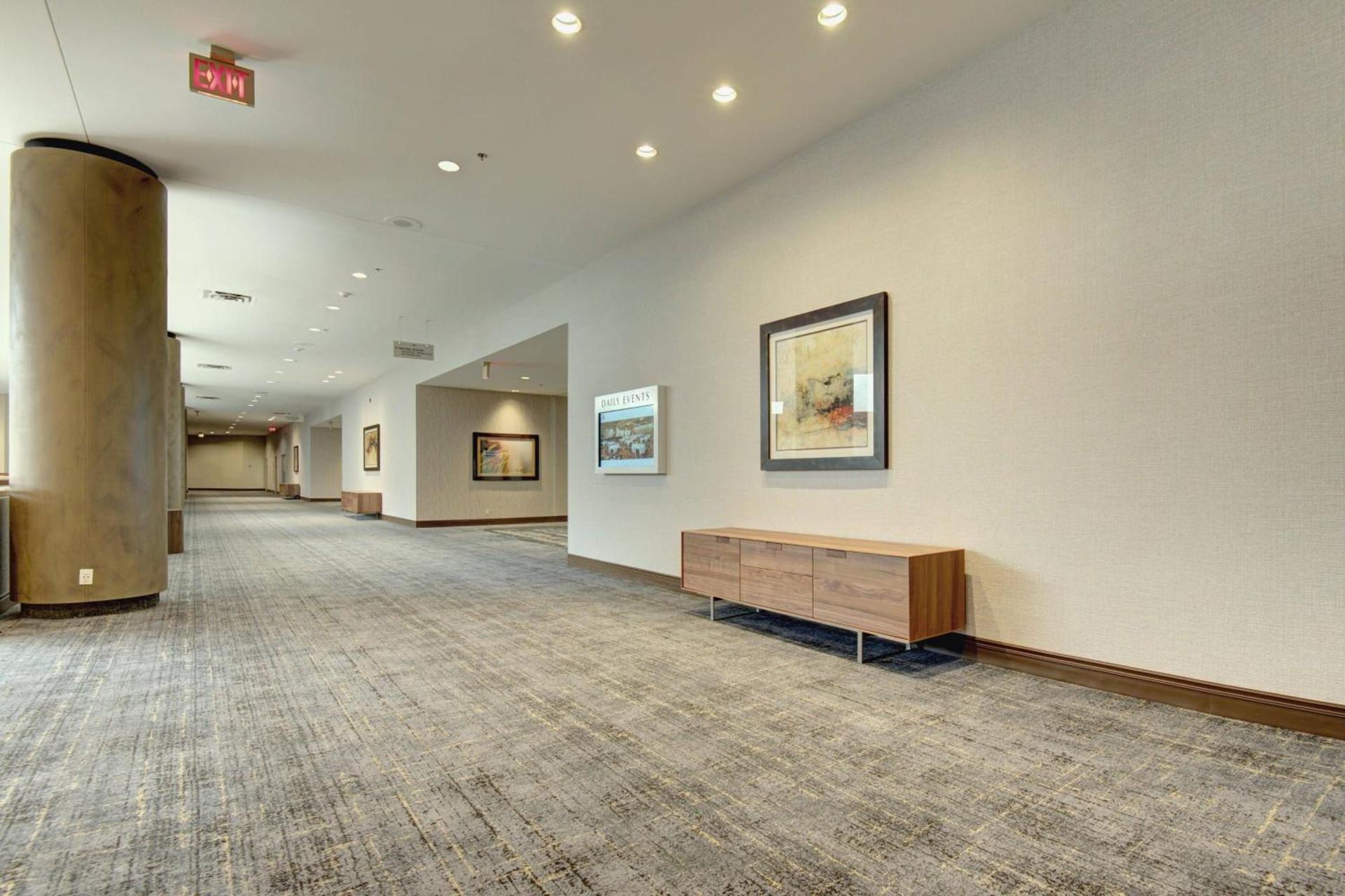 Tulsa Marriott Southern Hills photo 1