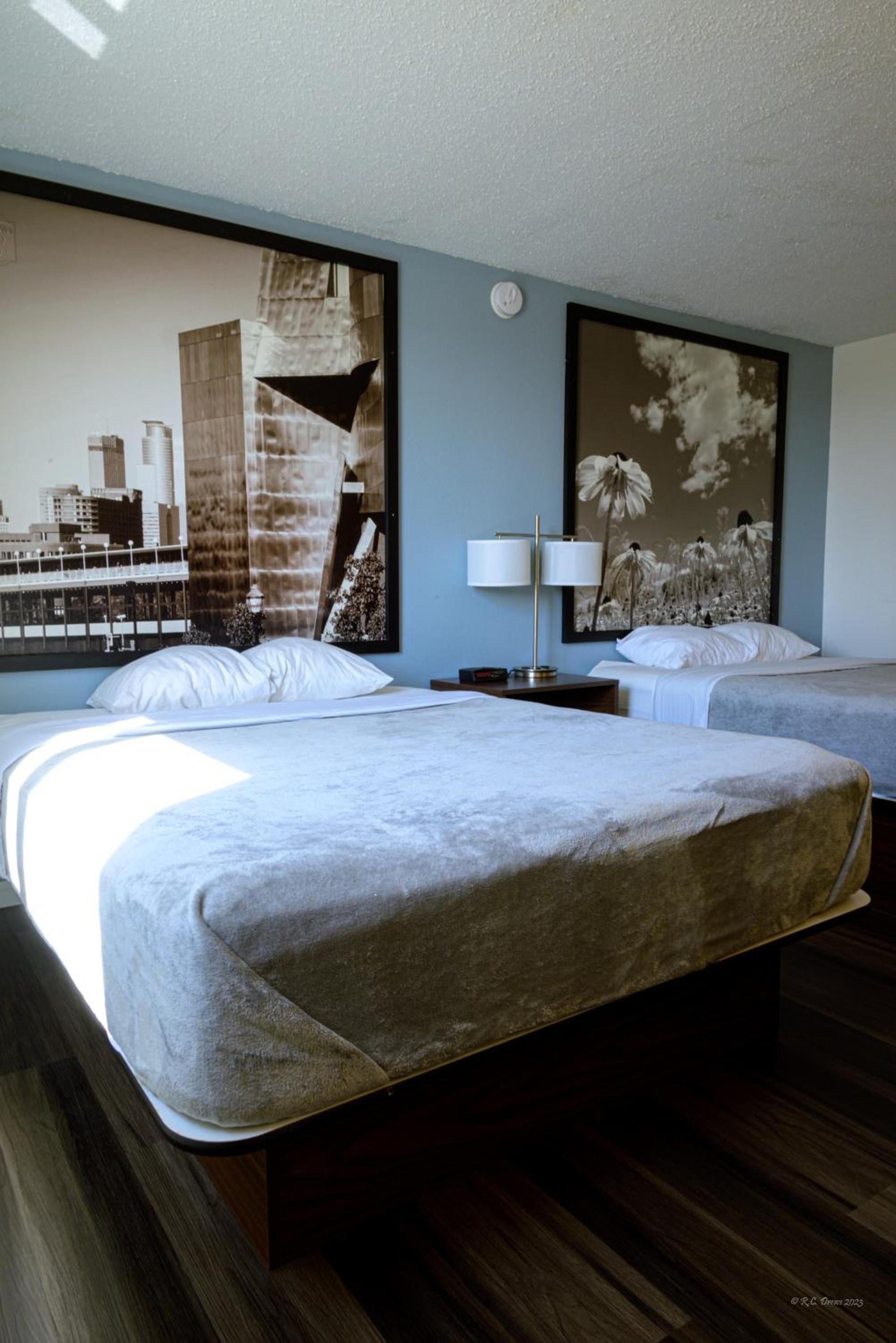 Hotel 8 photo 21