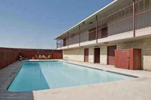 Americas Best Value Inn Midlothian photo 13