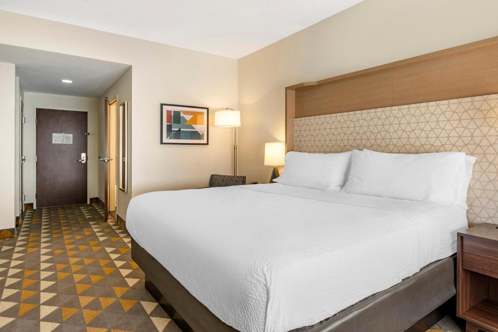 Holiday Inn Louisville Airport South by IHG photo 20