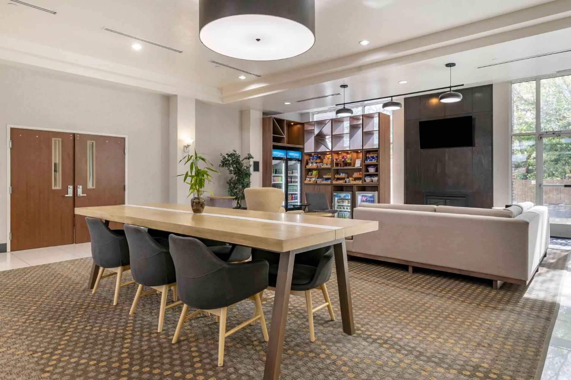 Holiday Inn Louisville Airport South by IHG photo 21