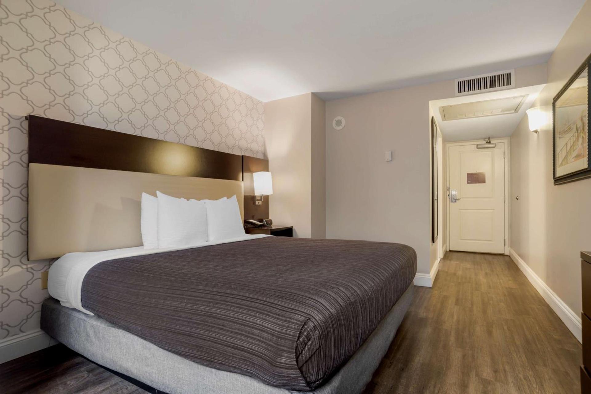 Best Western Plus St. Christopher Hotel photo 15