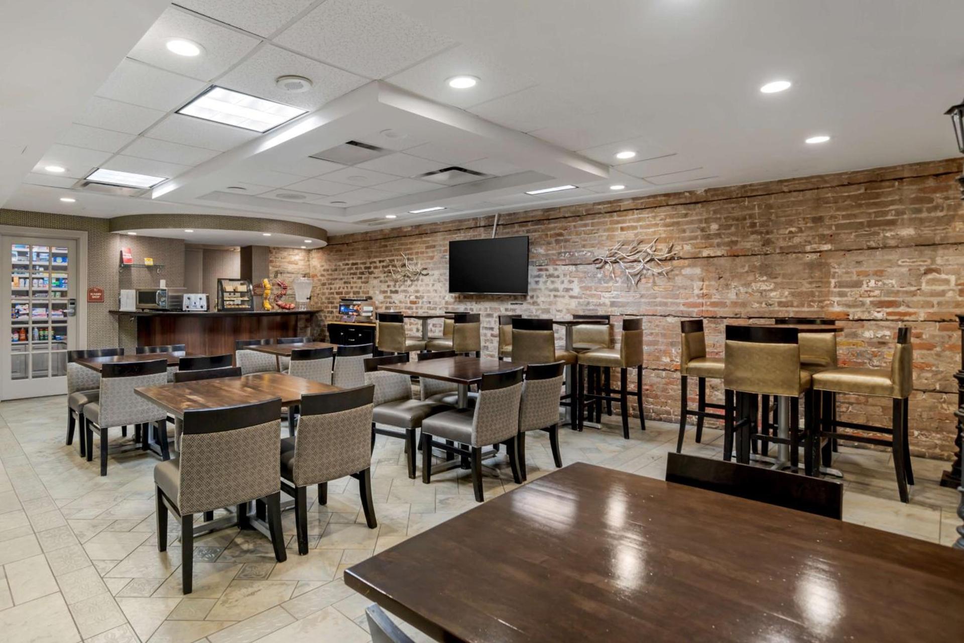 Best Western Plus St. Christopher Hotel photo 43