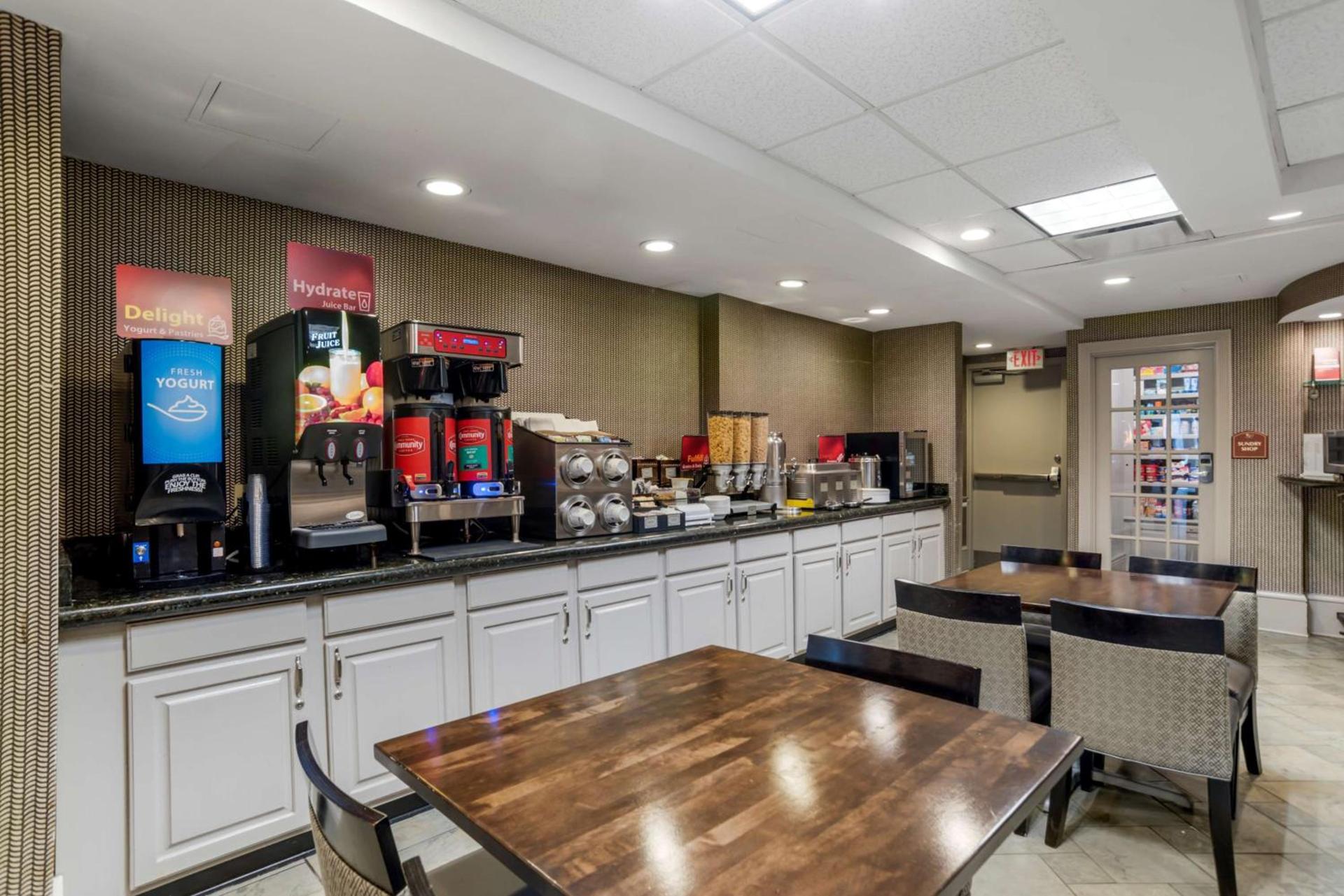 Best Western Plus St. Christopher Hotel photo 5