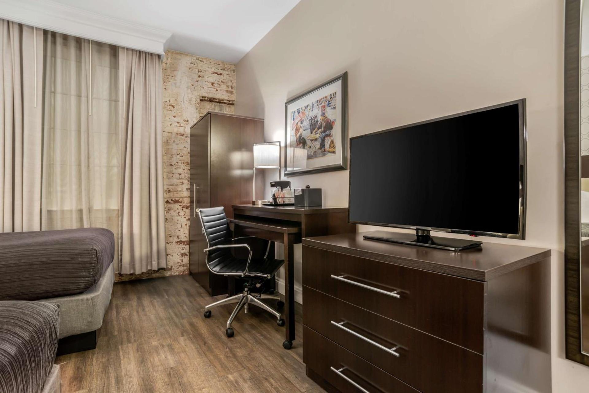 Best Western Plus St. Christopher Hotel photo 29