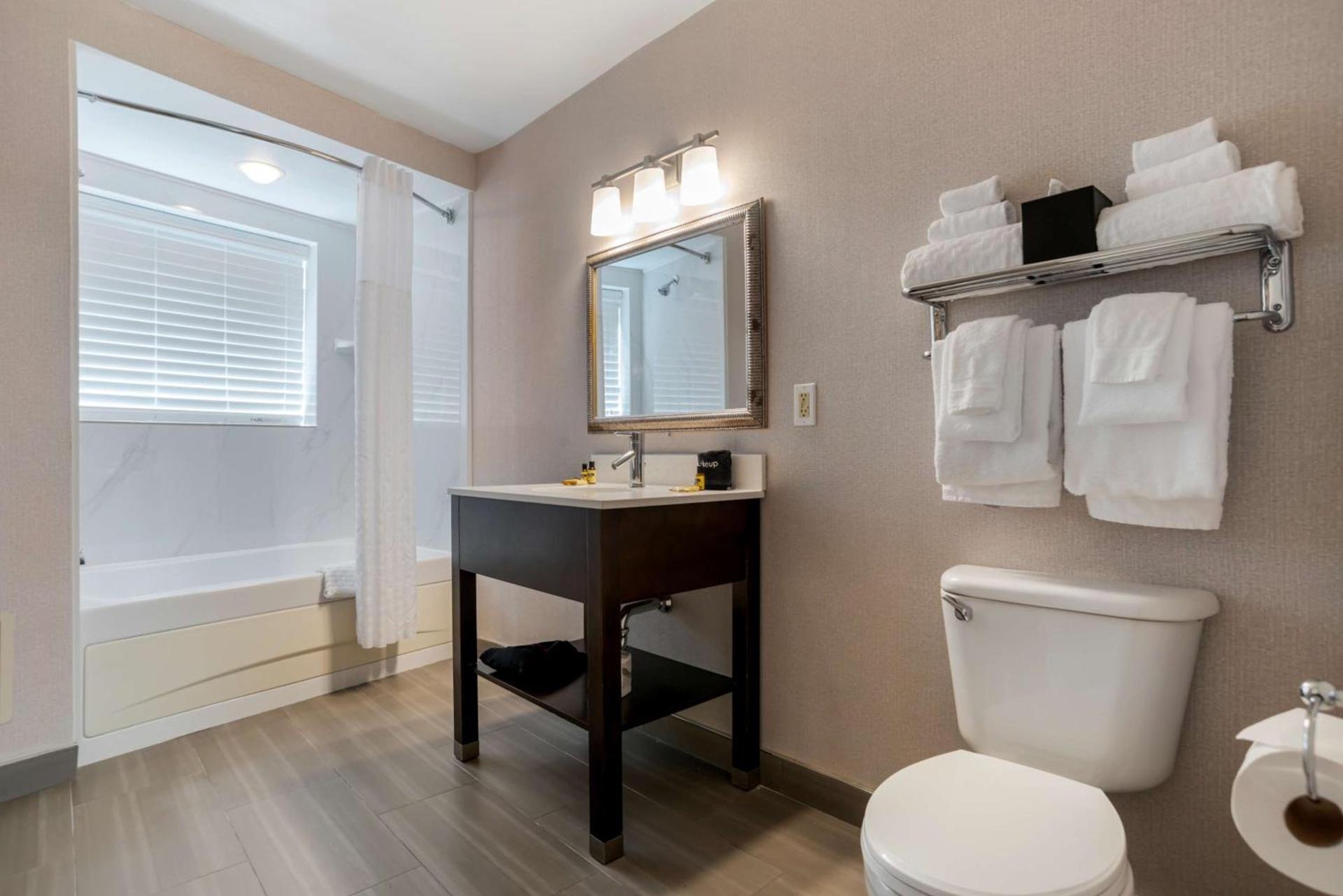 Best Western Plus St. Christopher Hotel photo 31