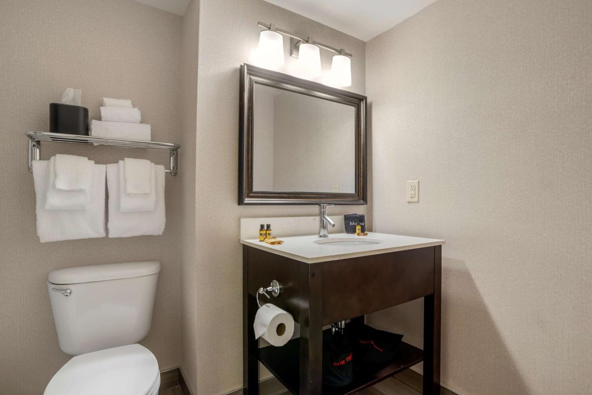 Best Western Plus St. Christopher Hotel photo 37