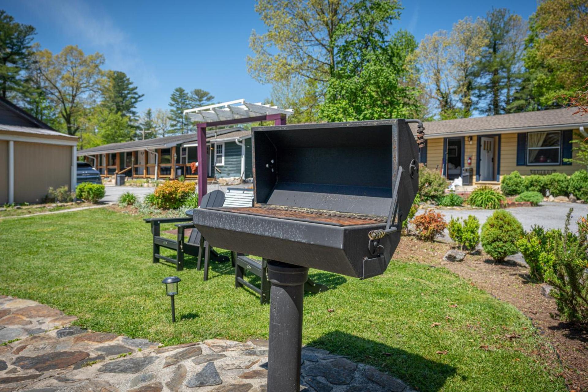 CedarWood Inn photo 28