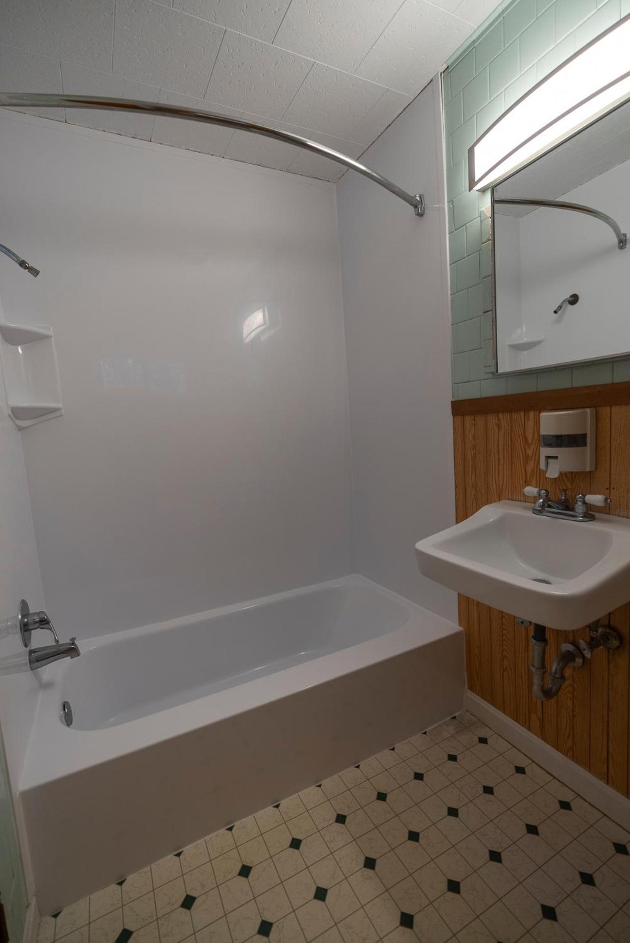 Bingham Motor Inn photo 45