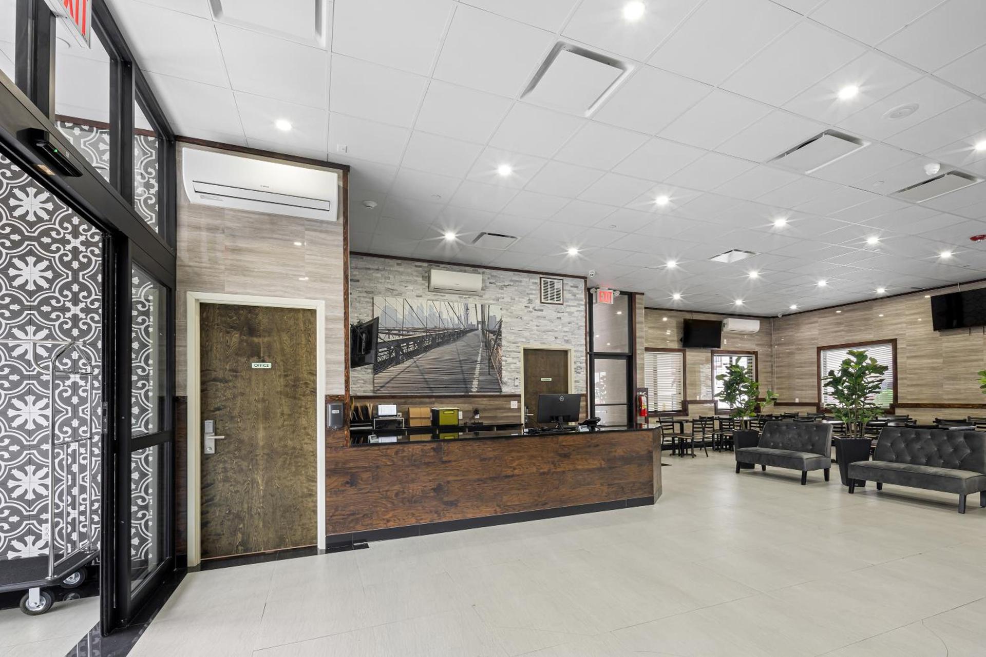 Highbridge Hotel photo 23