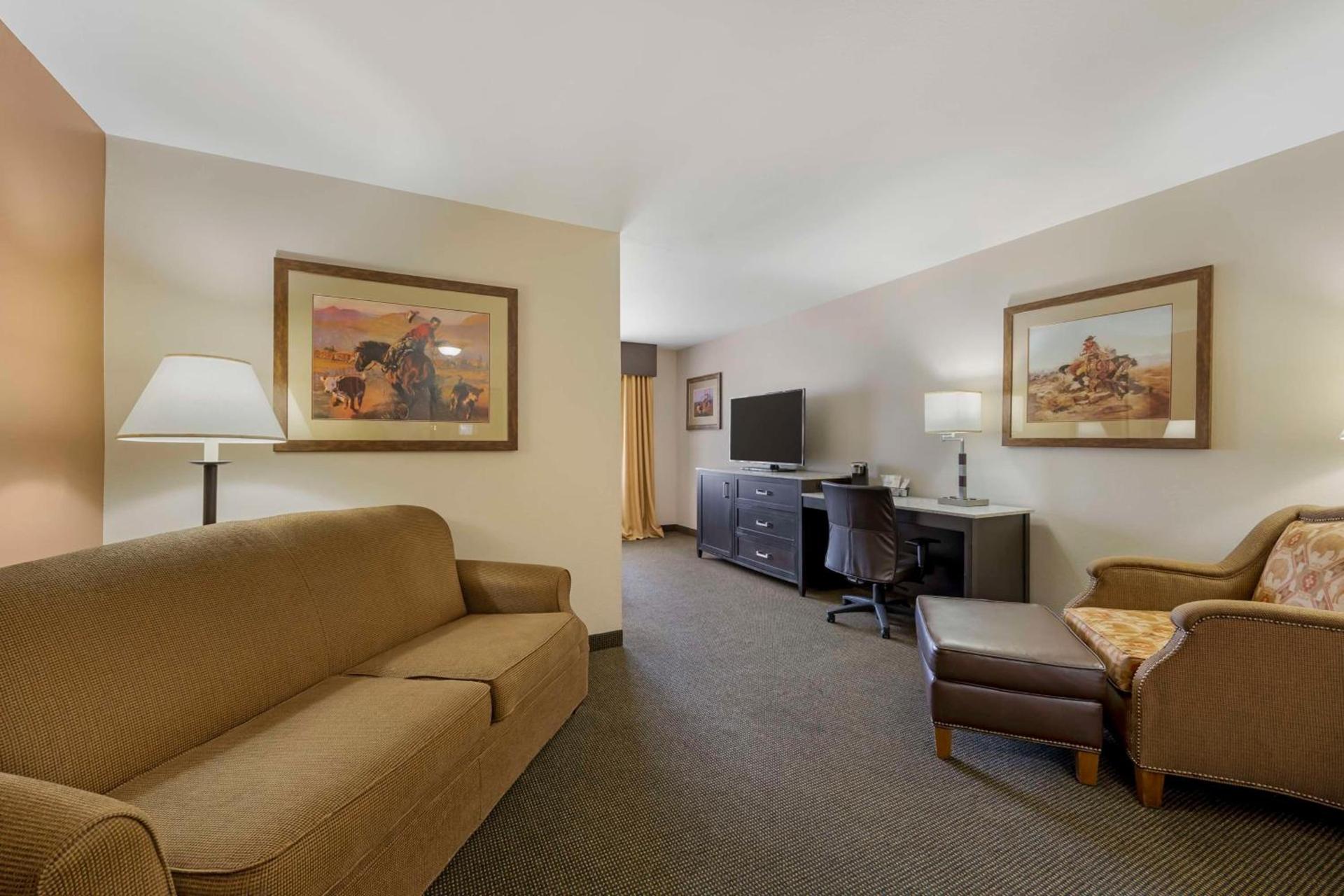Best Western Plus Country Inn & Suites photo 26