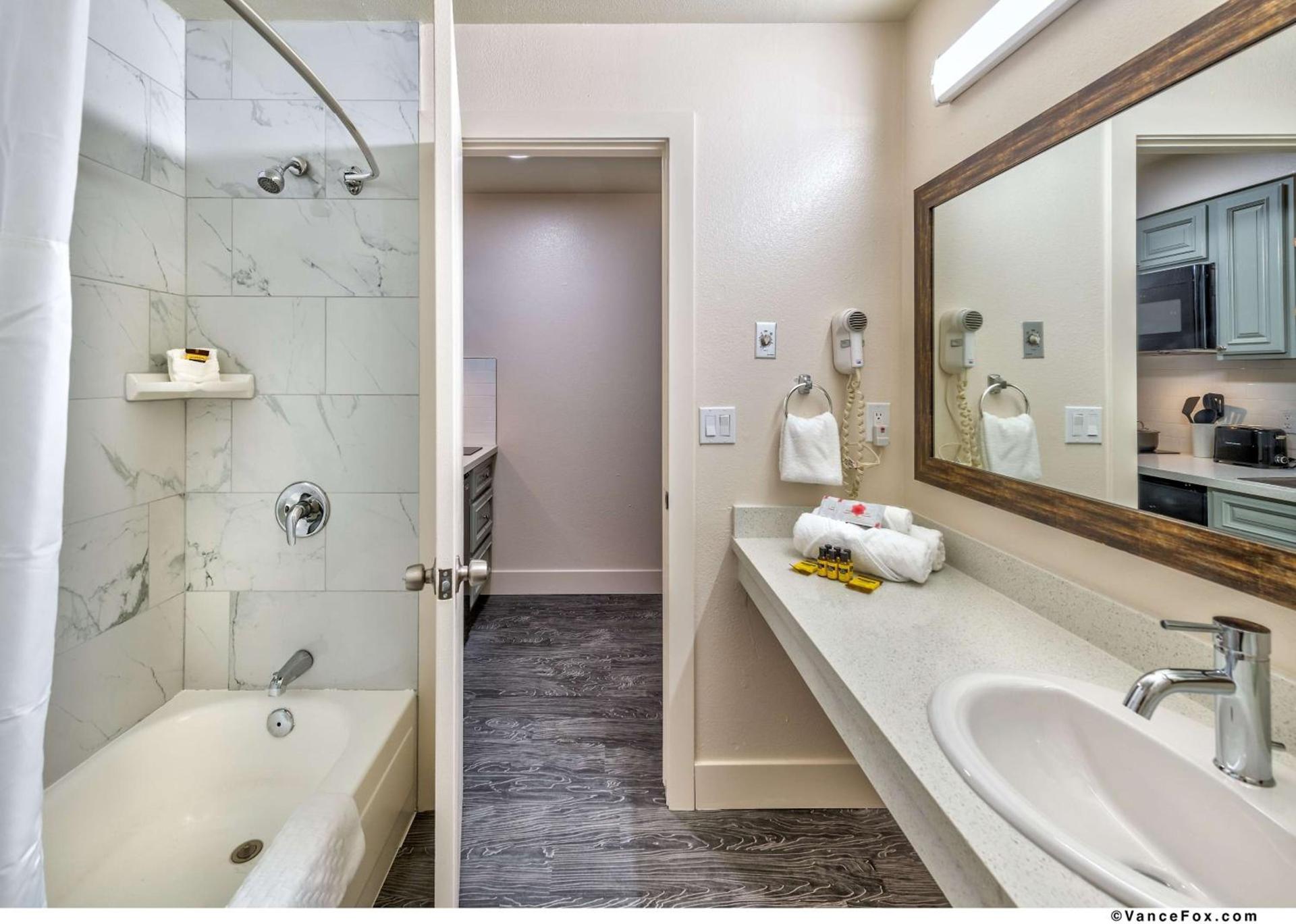 SureStay Hotel by Best Western Lovelock photo 10