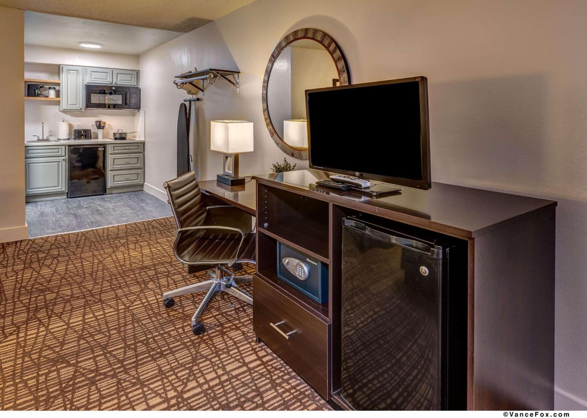 SureStay Hotel by Best Western Lovelock photo 17