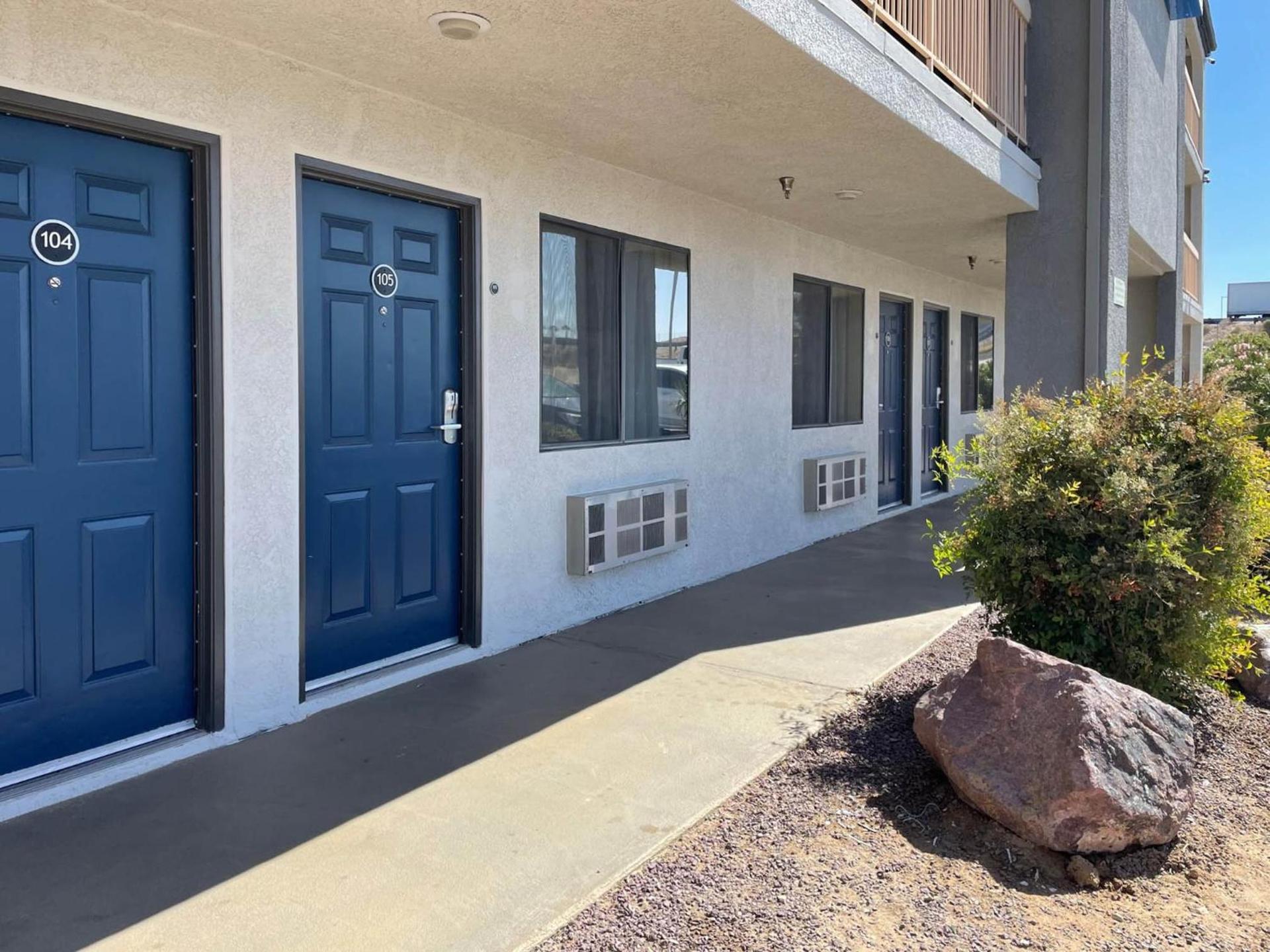 Motel 6 Barstow, CA - Mojave Desert Stop - I-15 photo 11