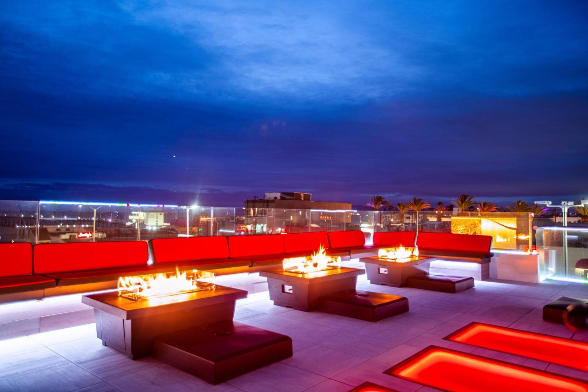 SW Beach Hotel photo 36