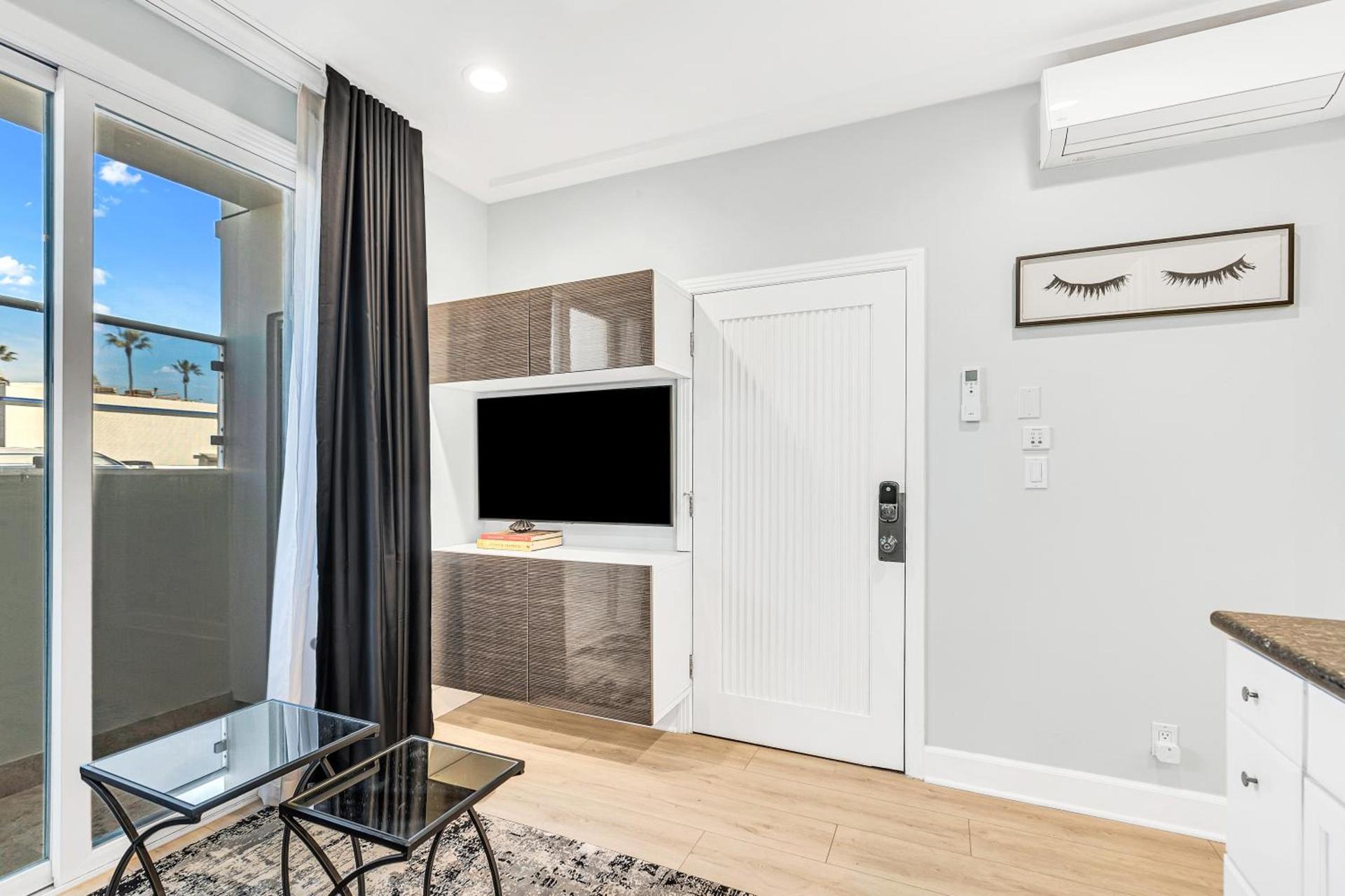 SW Beach Hotel photo 41