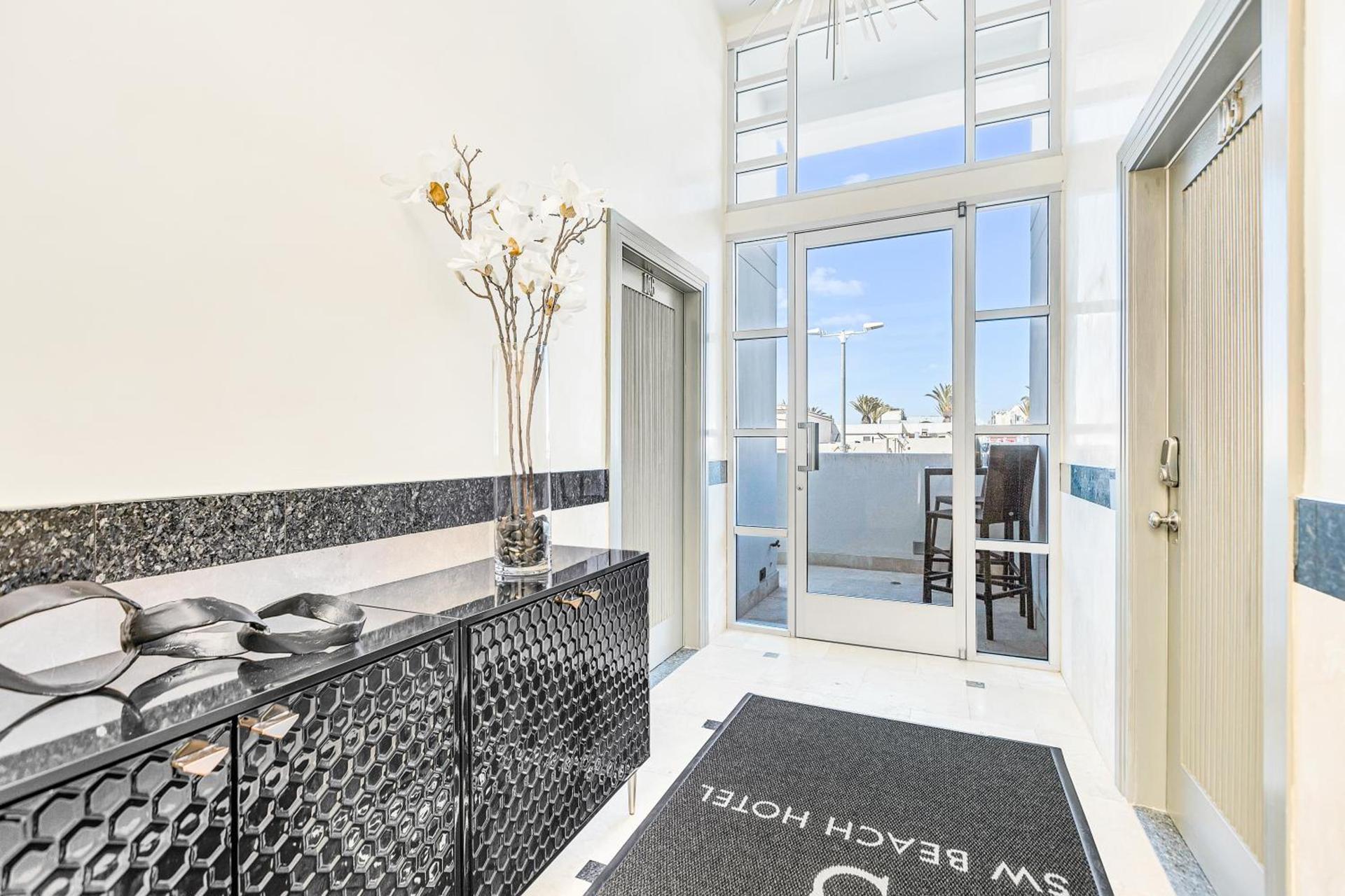SW Beach Hotel photo 51
