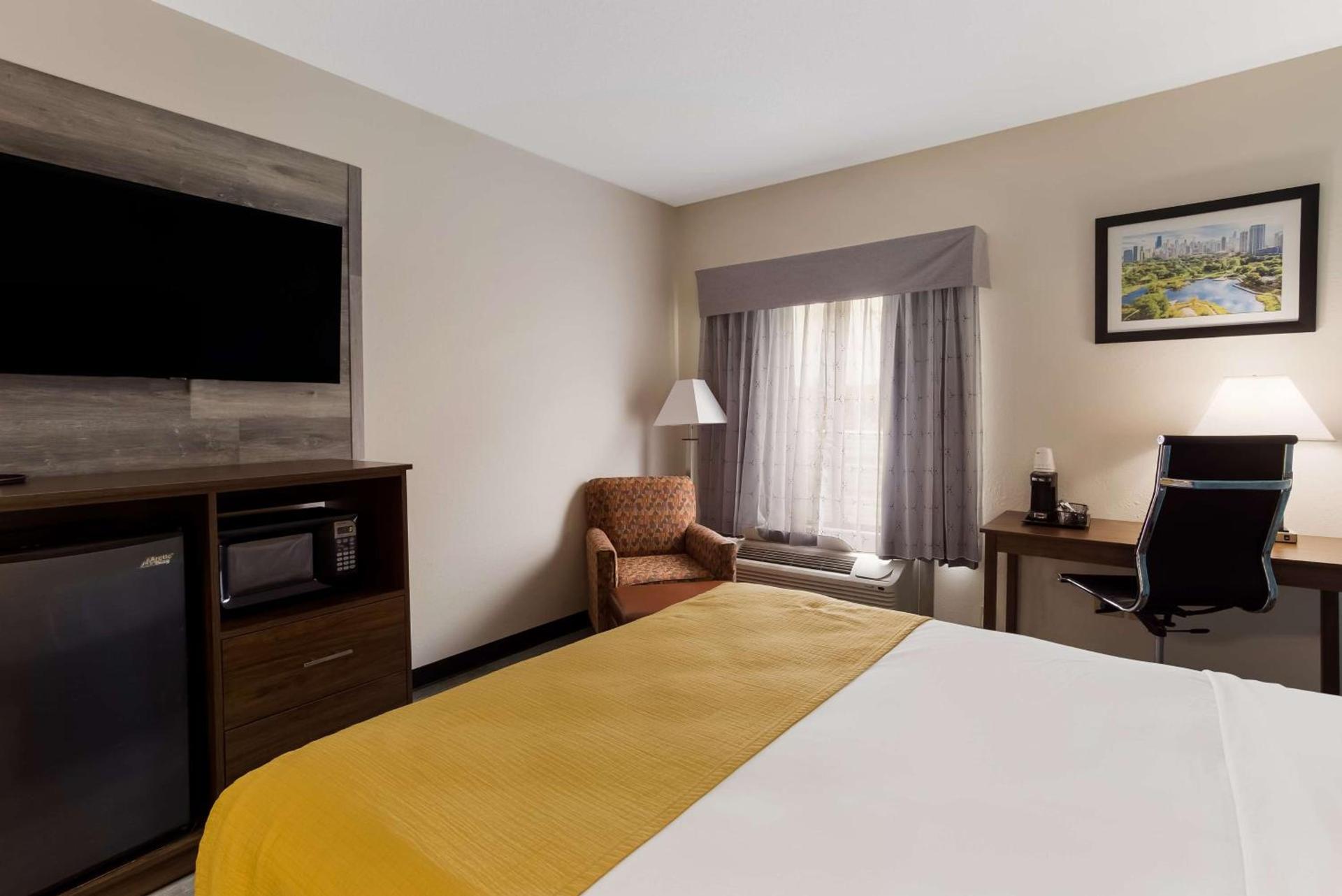 Best Western Crossroads Inn photo 12