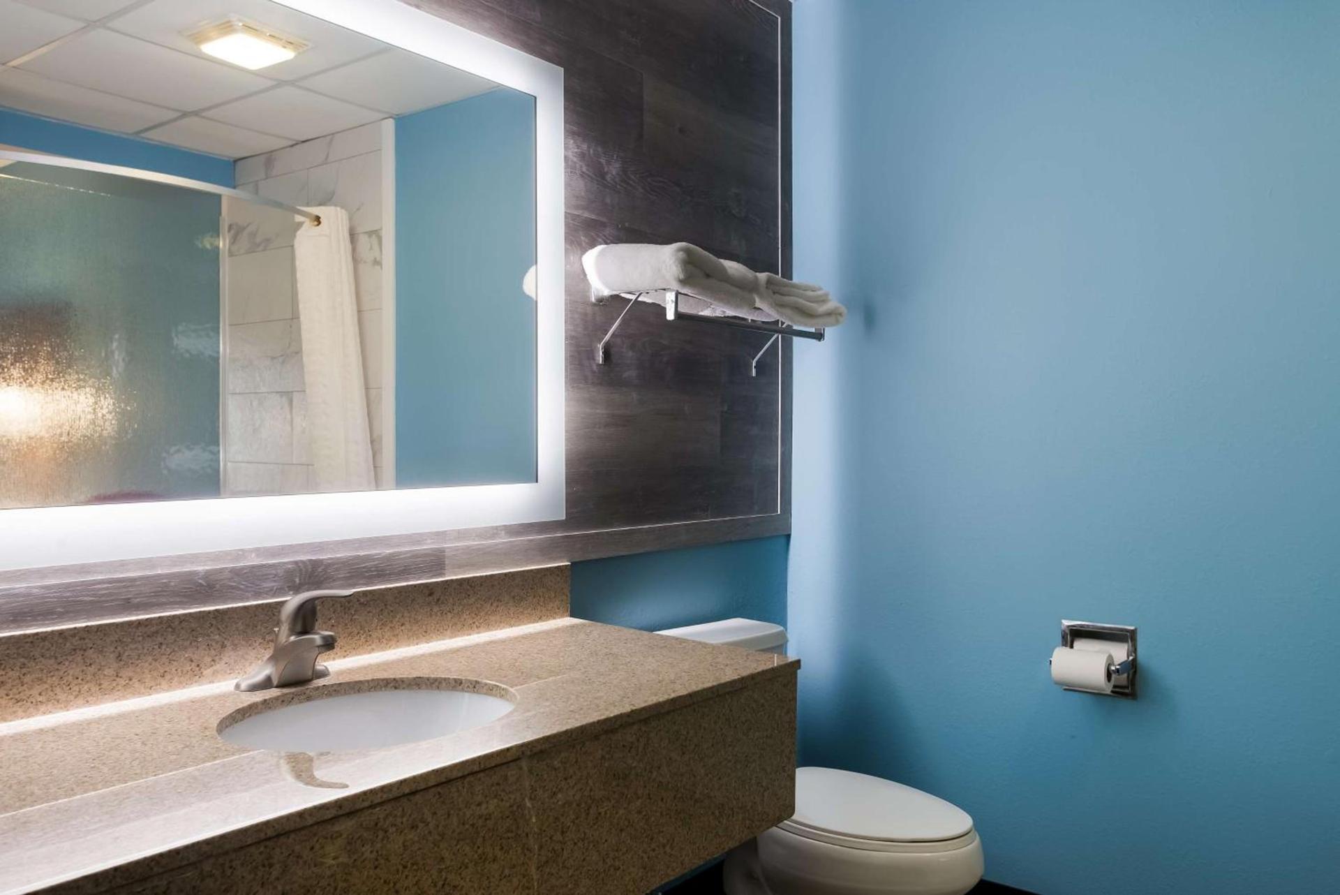 Best Western Crossroads Inn photo 22