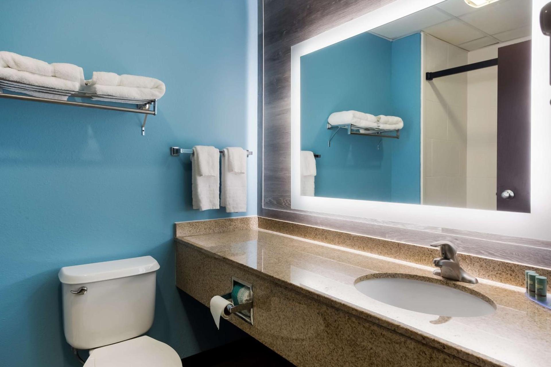 Best Western Crossroads Inn photo 25
