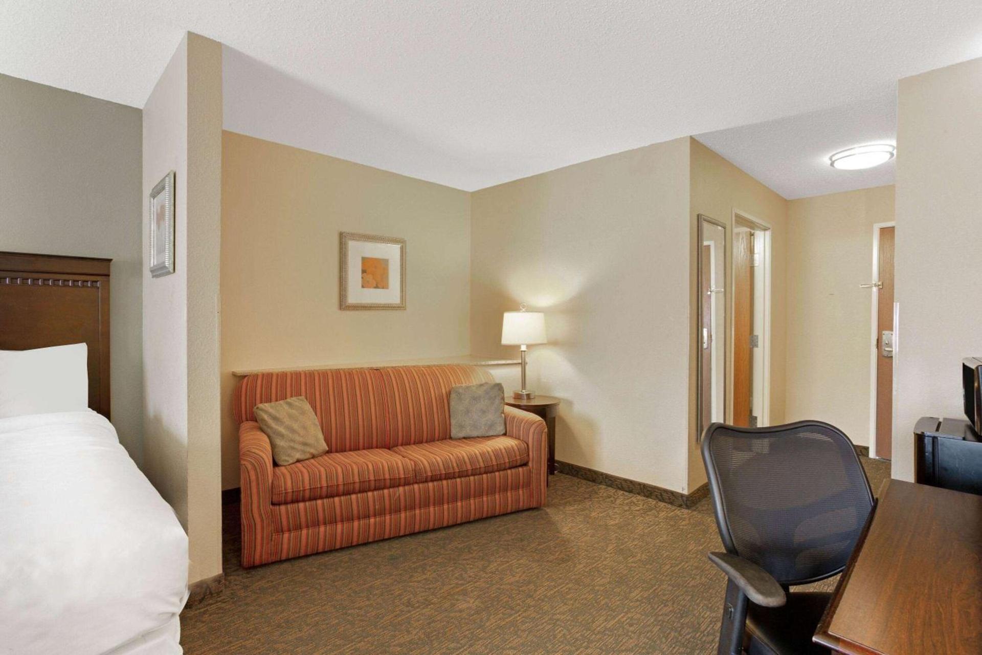 Garner Hotel Doswell Southeast by IHG photo 35