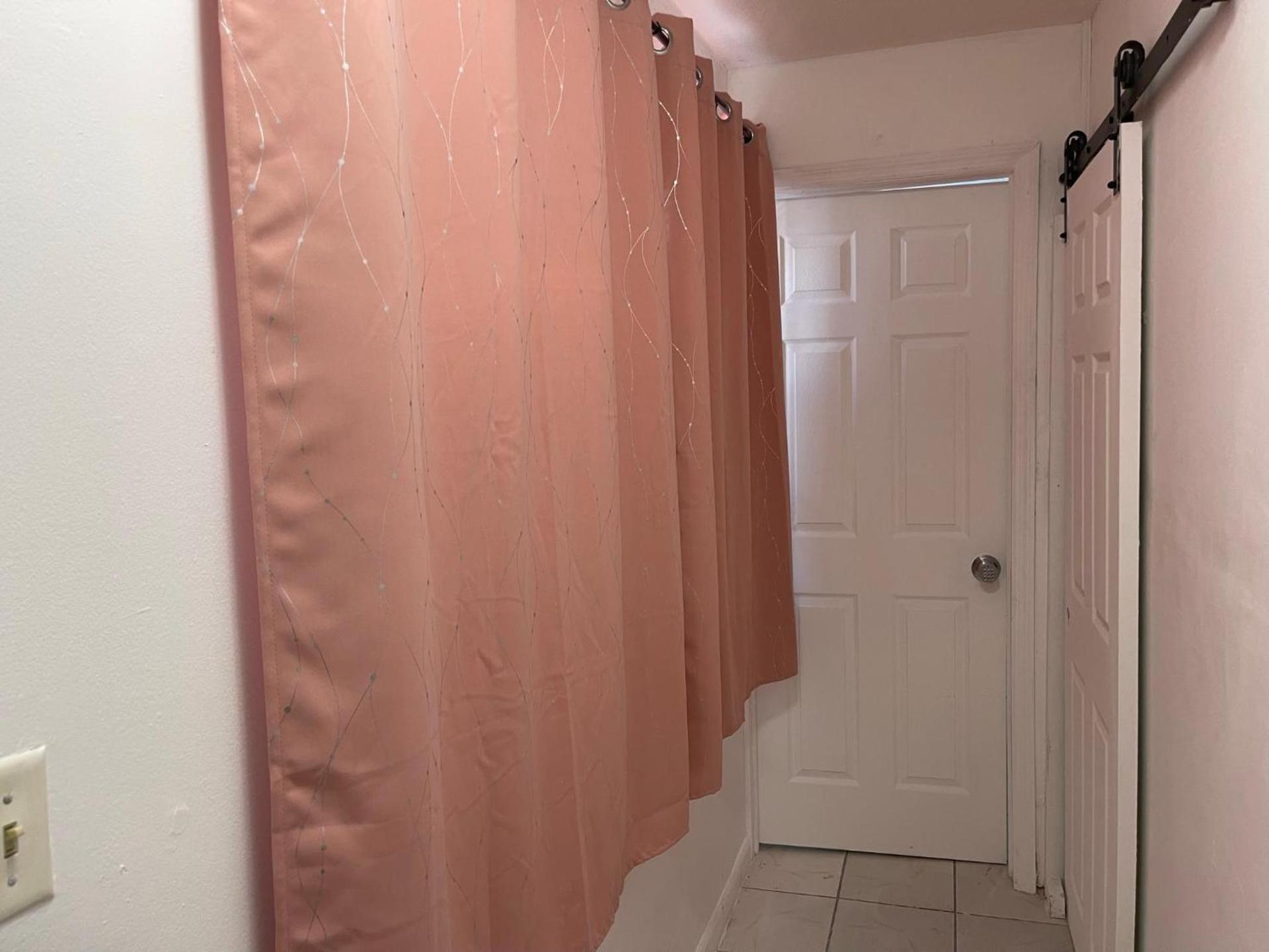 Best Value inside City Miami, Near Airport, Beach, Center & Metro photo 31