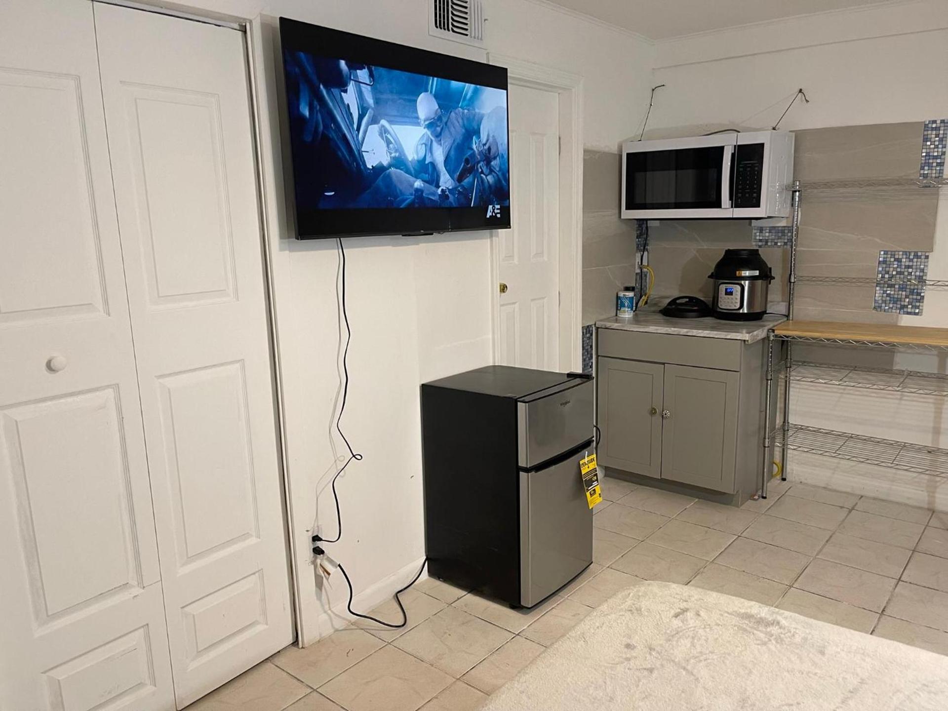 Best Value inside City Miami, Near Airport, Beach, Center & Metro photo 44