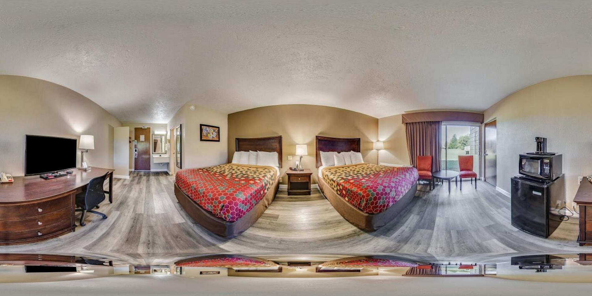 Perry Inn & Suites National Fairground I 75 photo 13