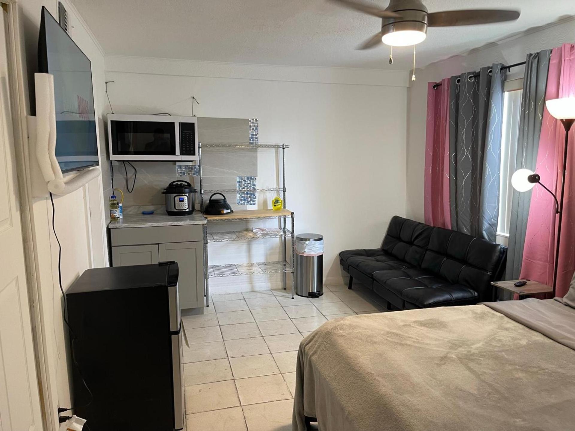 Best Value inside City Miami, Near Airport, Beach, Center & Metro photo 32