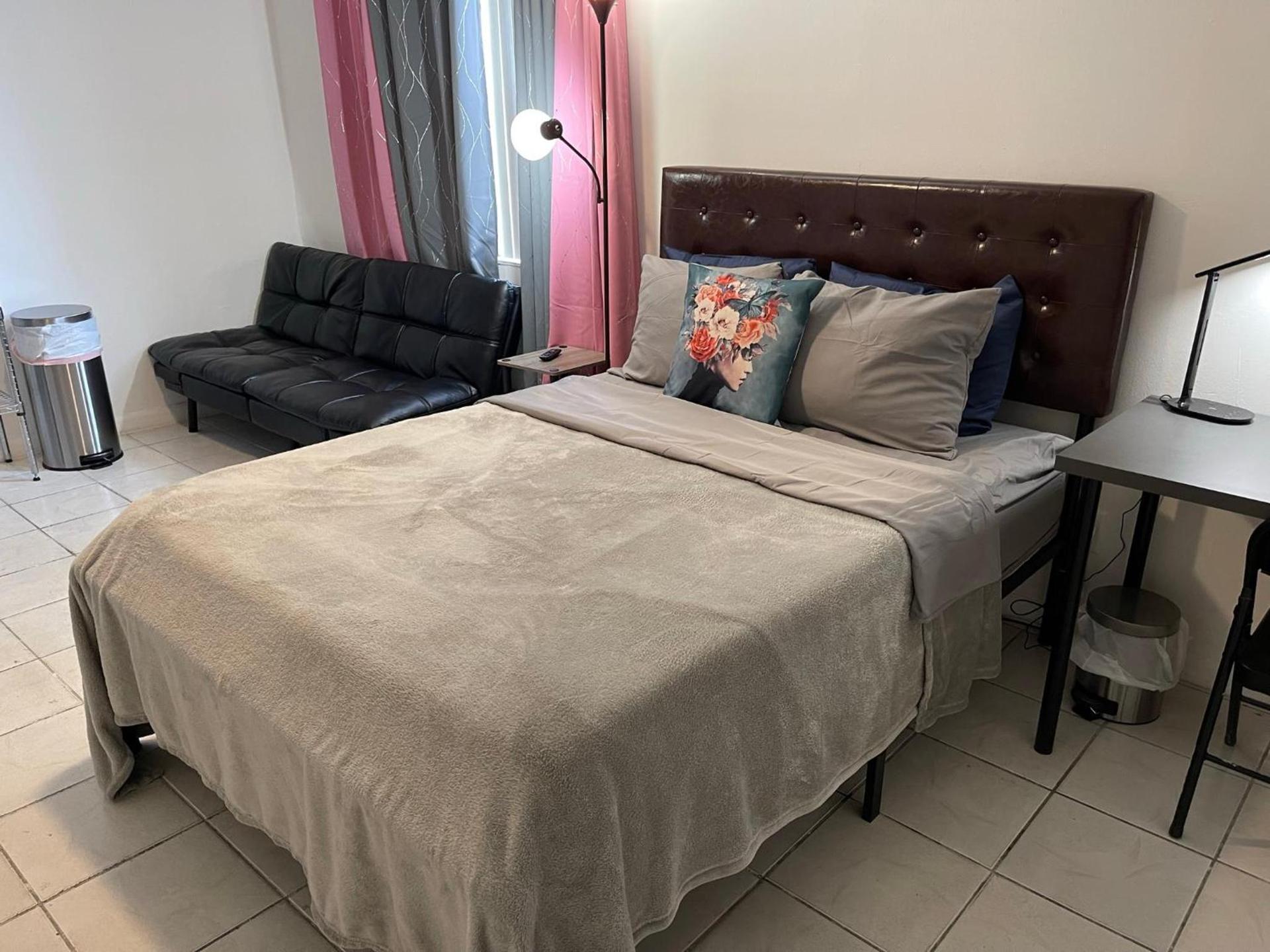 Best Value inside City Miami, Near Airport, Beach, Center & Metro photo 55