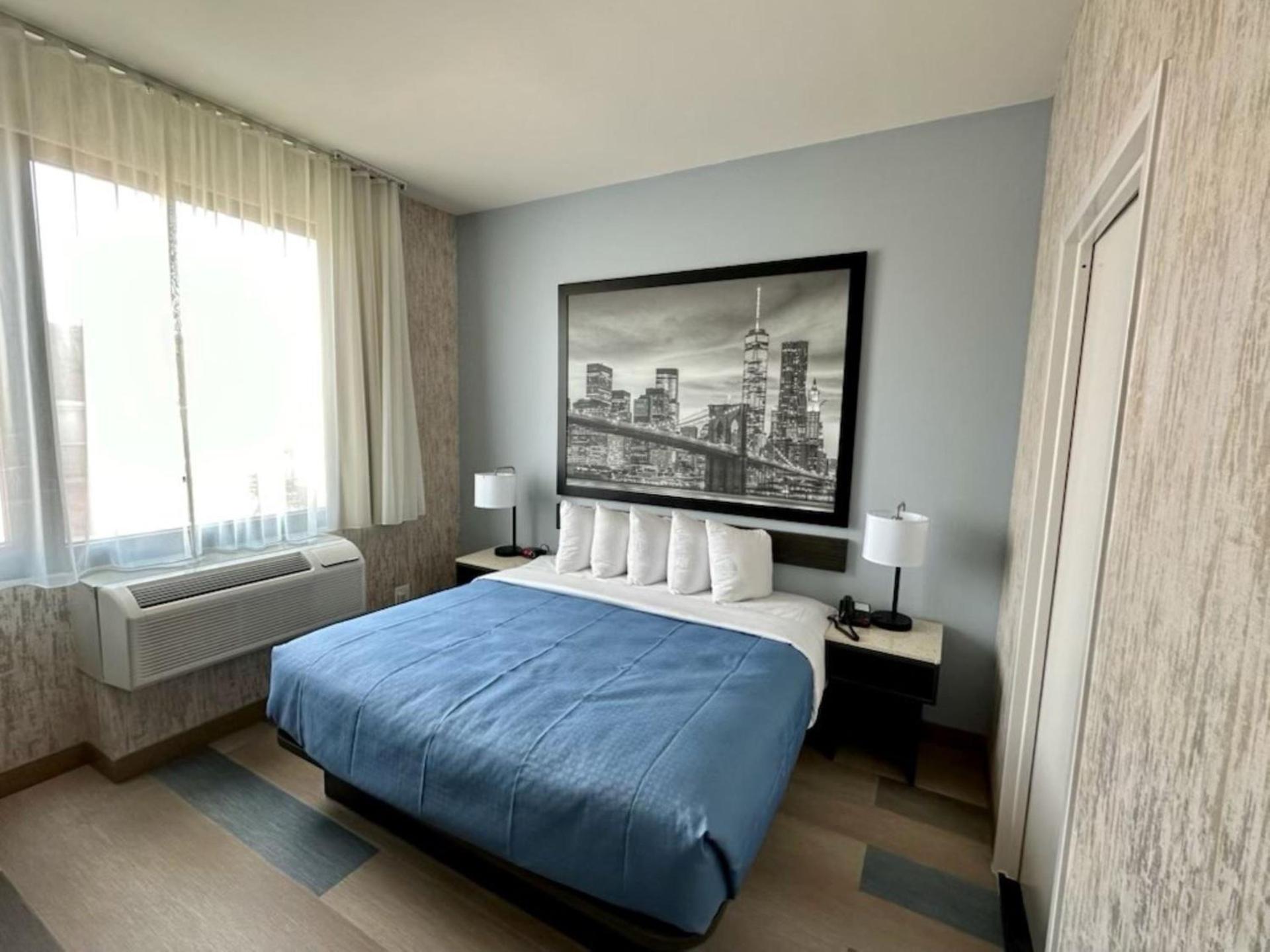 Super 8 by Wyndham Brooklyn Pennsylvania Ave photo 13