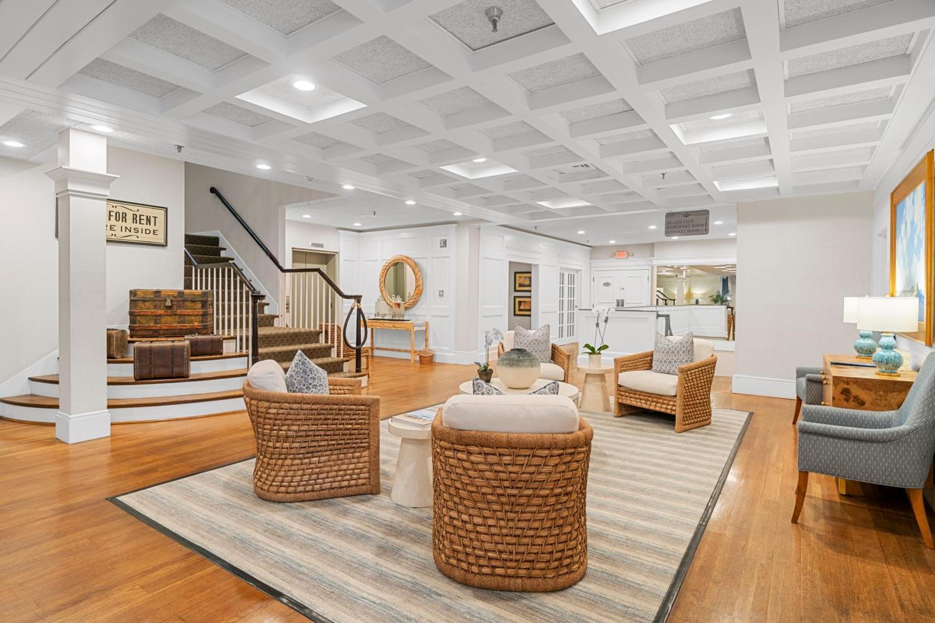 Nantucket Inn photo 25