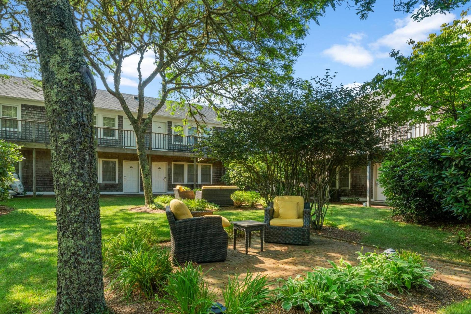 Nantucket Inn photo 41