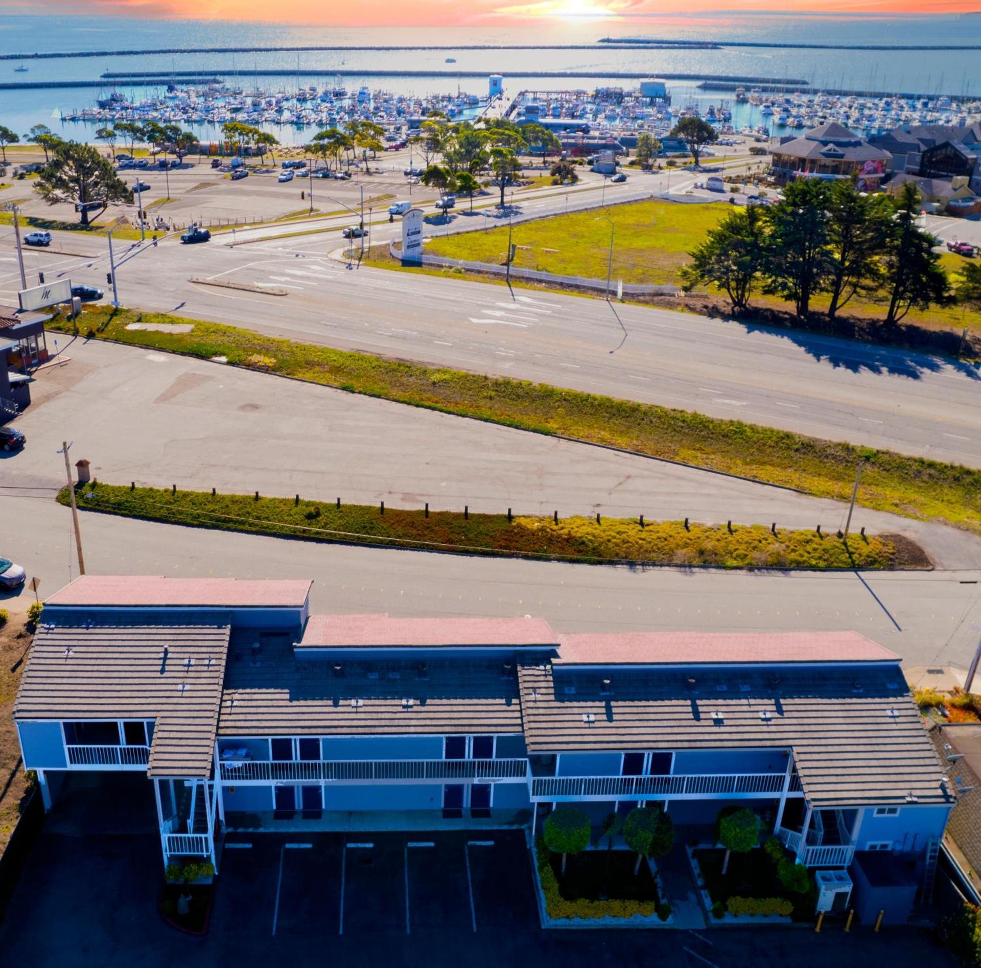 Harbor View Inn photo 10