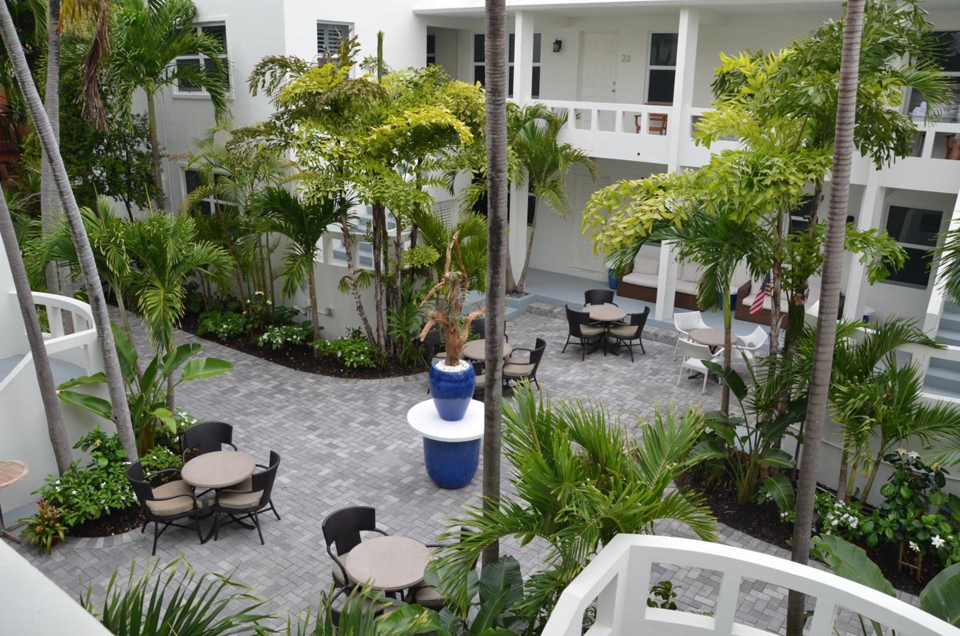 The Drift Hotel photo 3