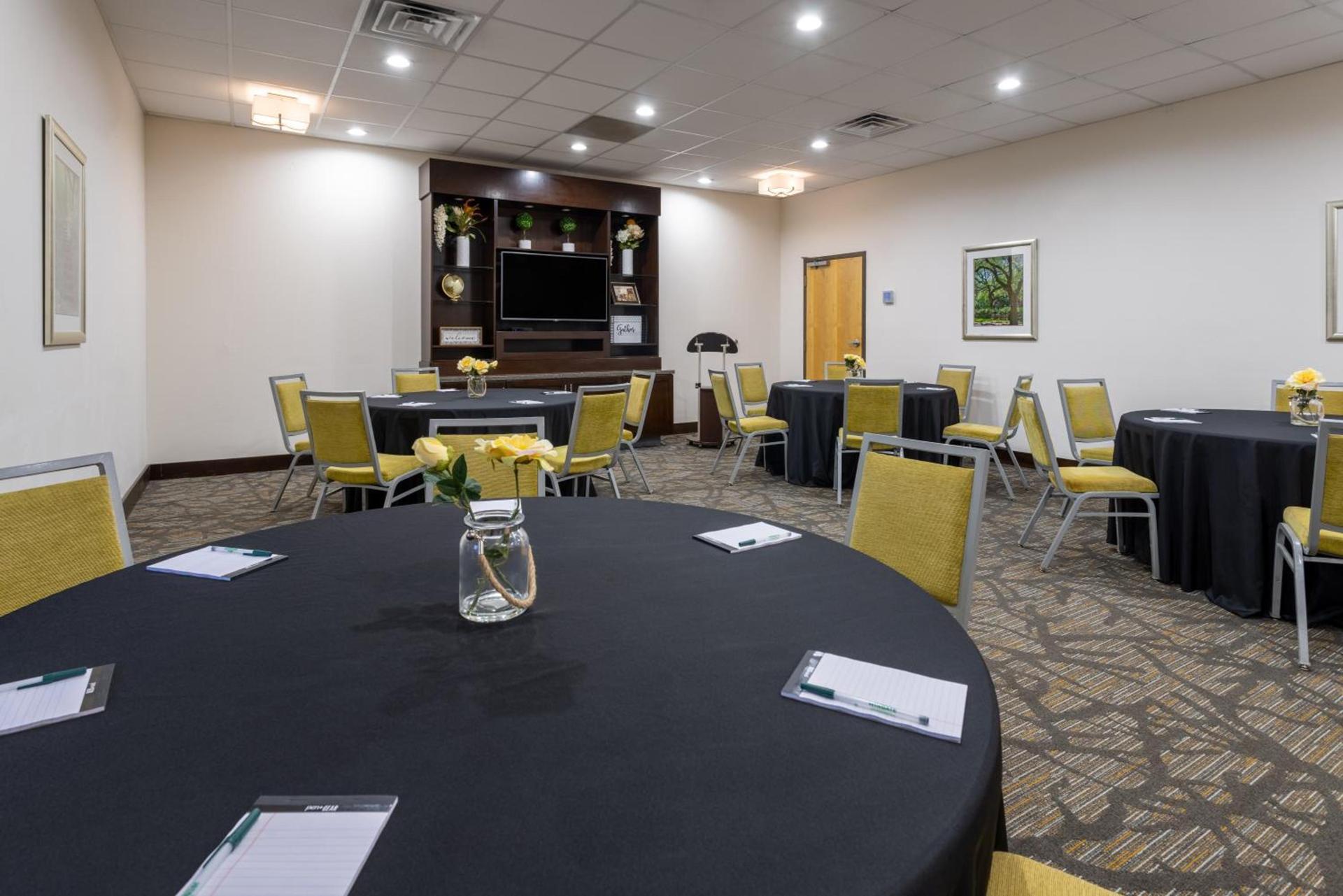Wingate by Wyndham Valdosta/Moody AFB photo 25