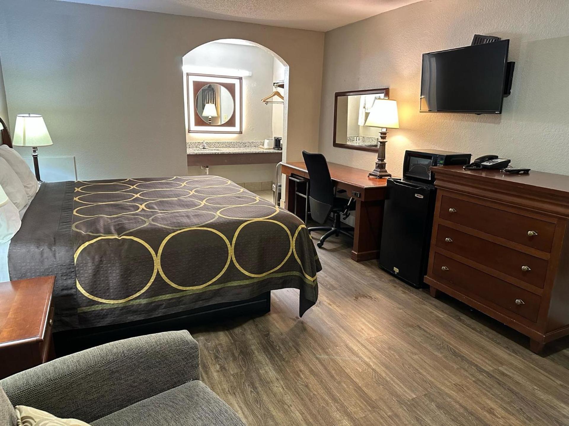 NATION'S INN of Wake County - Raleigh Crabtree photo 24