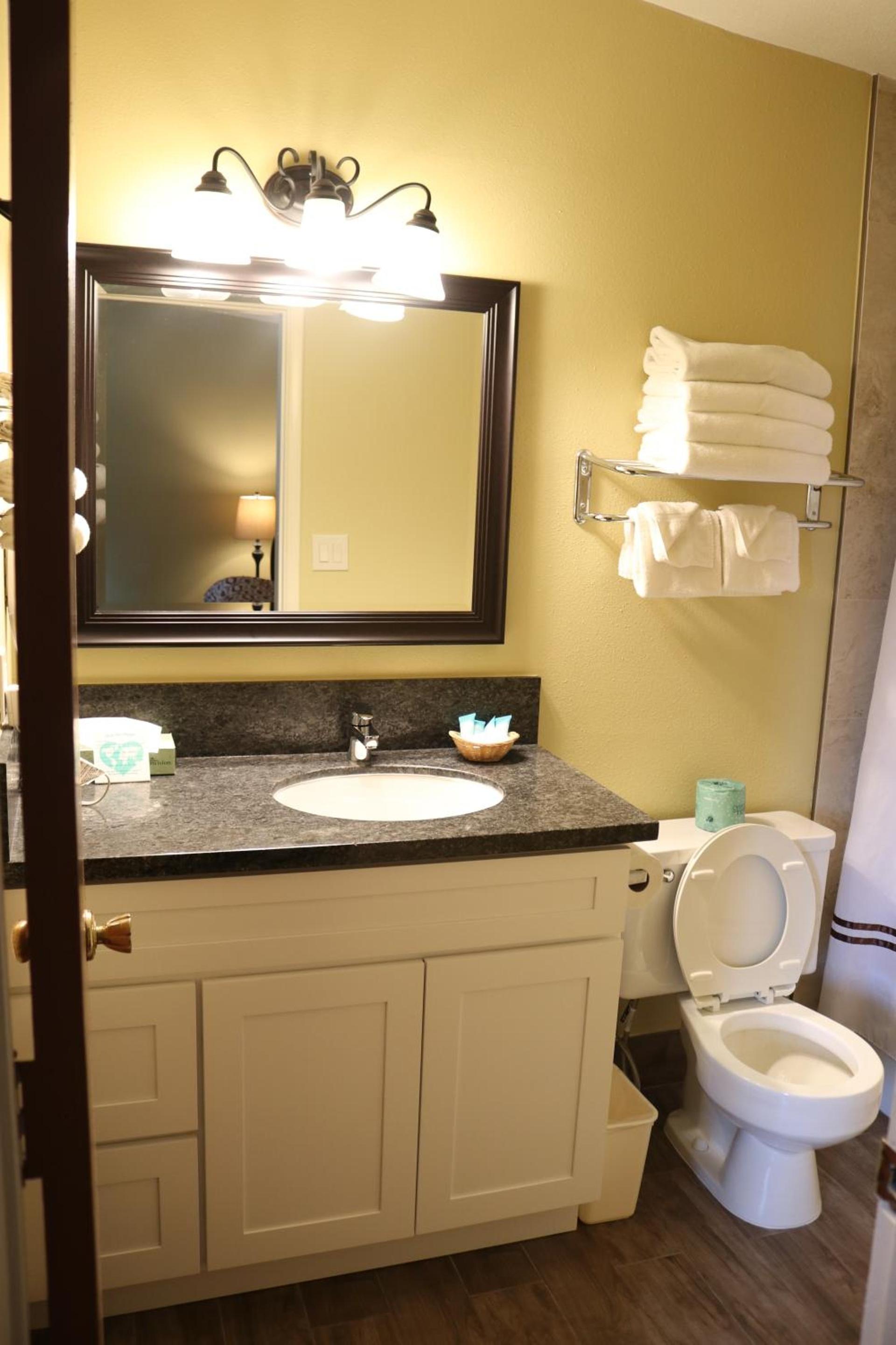Lake View Lodge photo 10