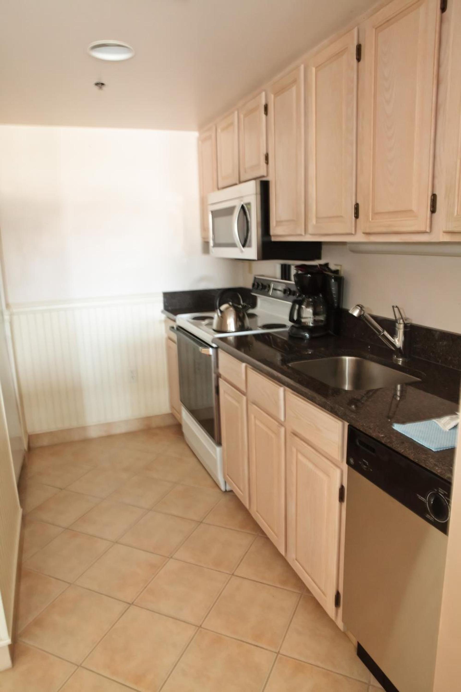 Watson's Regency Suites photo 45