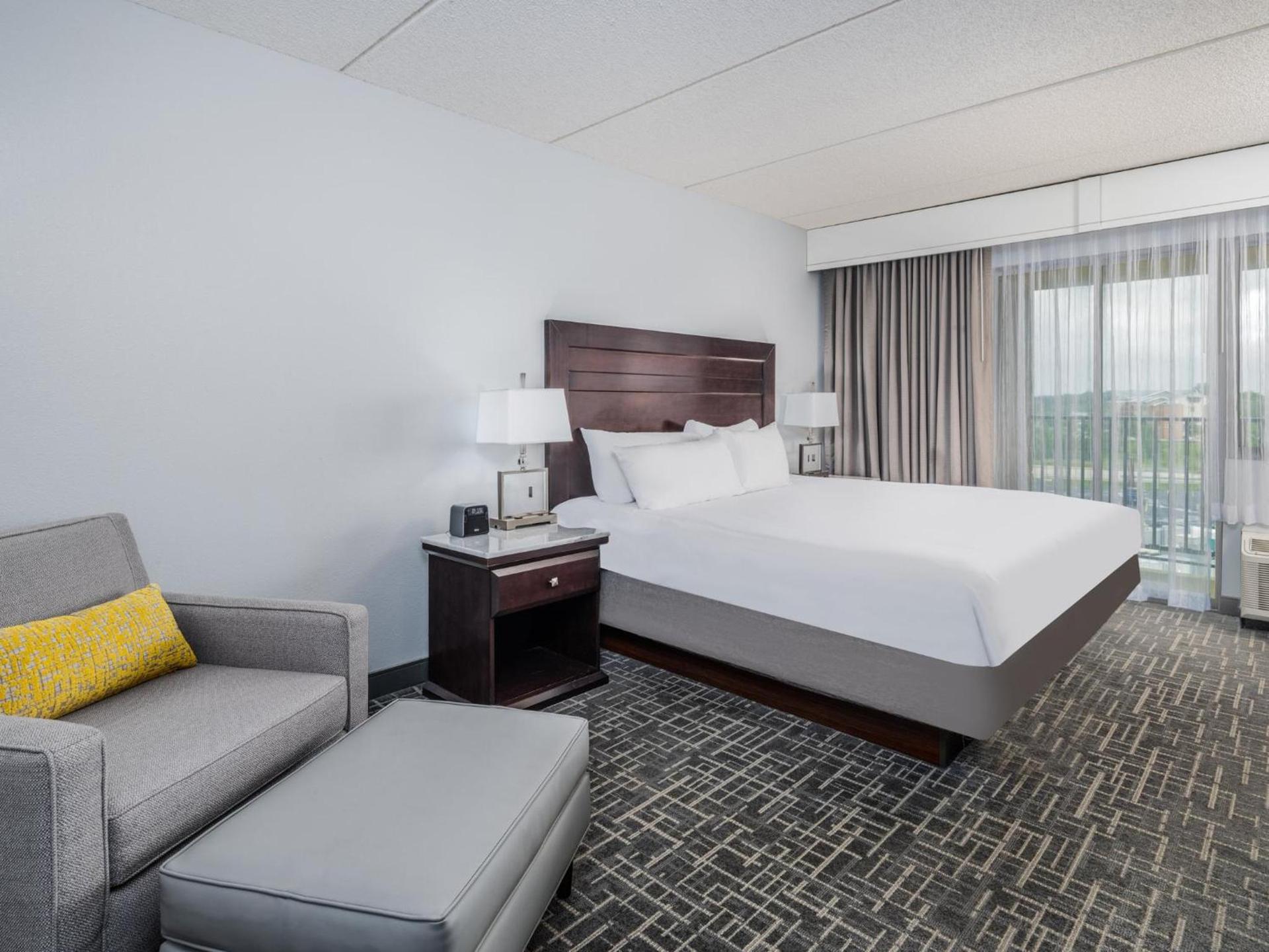 Crowne Plaza Milwaukee Airport by IHG photo 78