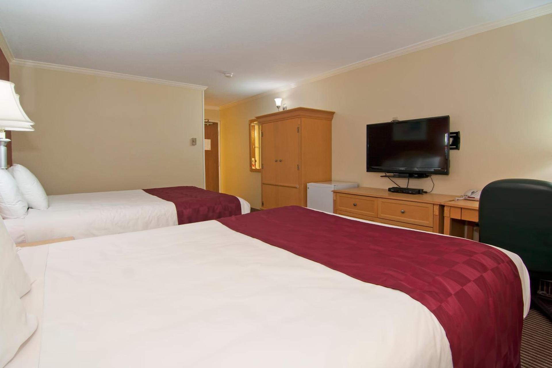 Valley Inn Shakopee photo 27
