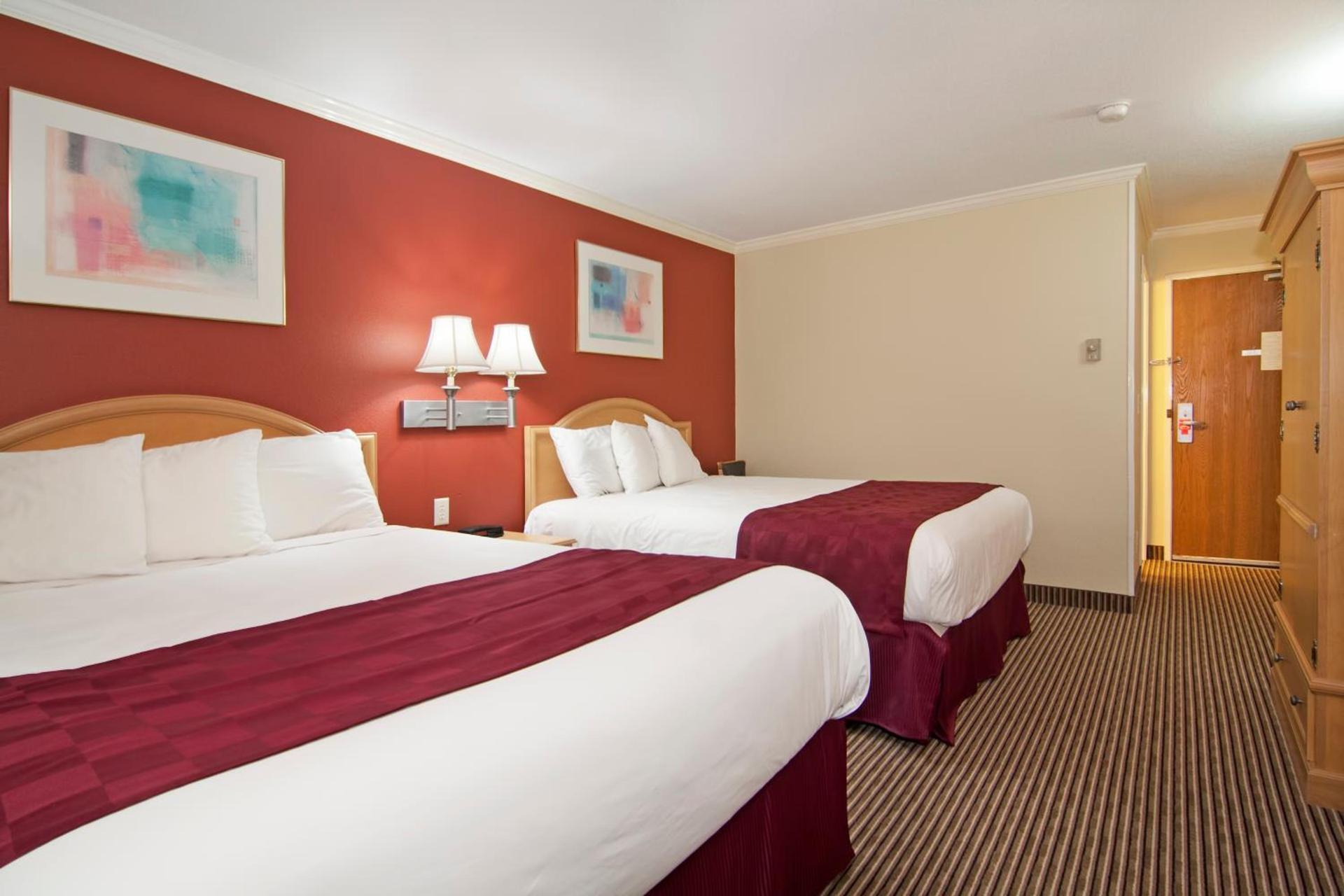 Valley Inn Shakopee photo 26