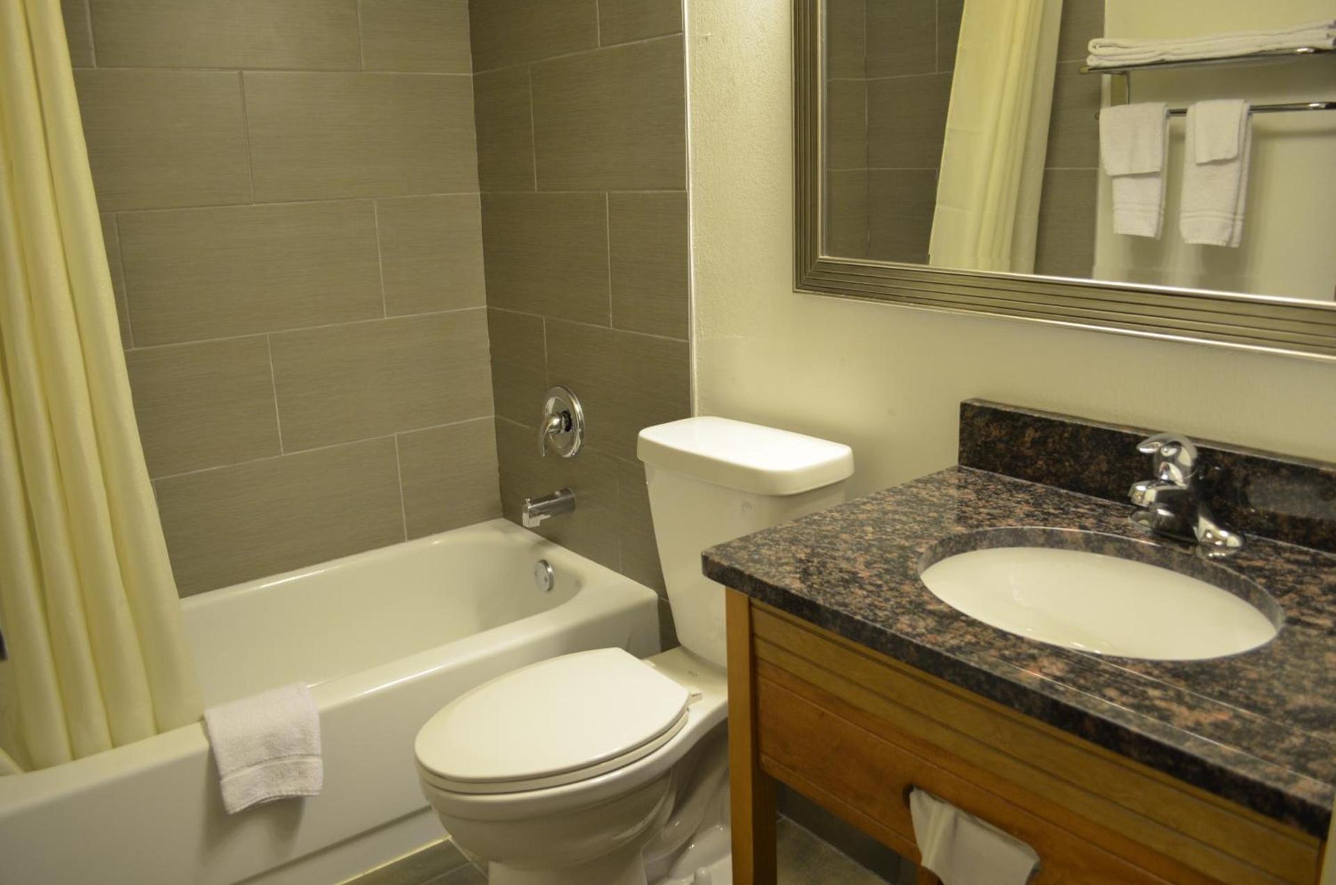 Valley Inn Shakopee photo 25
