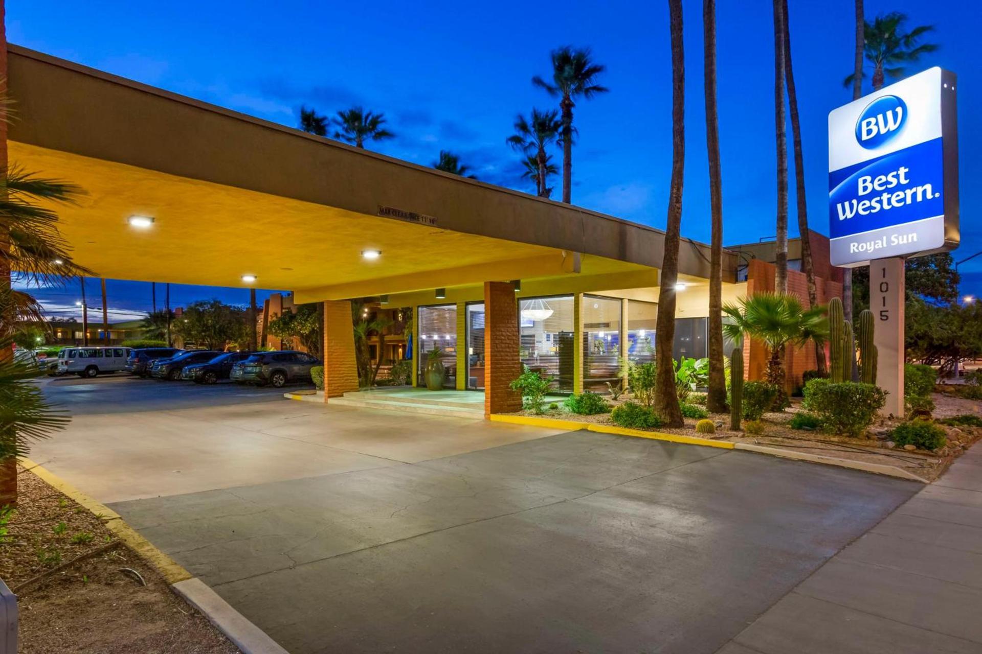 Royal Sun Hotel & Suites photo 1