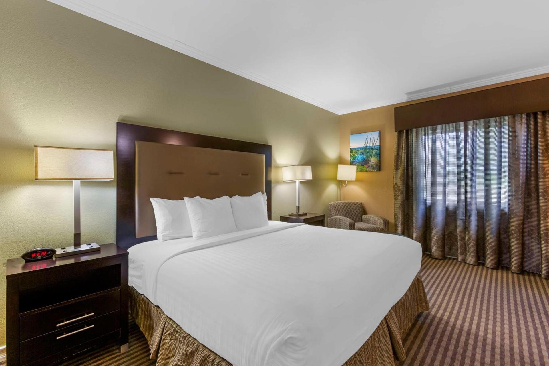 Royal Sun Hotel & Suites photo 20