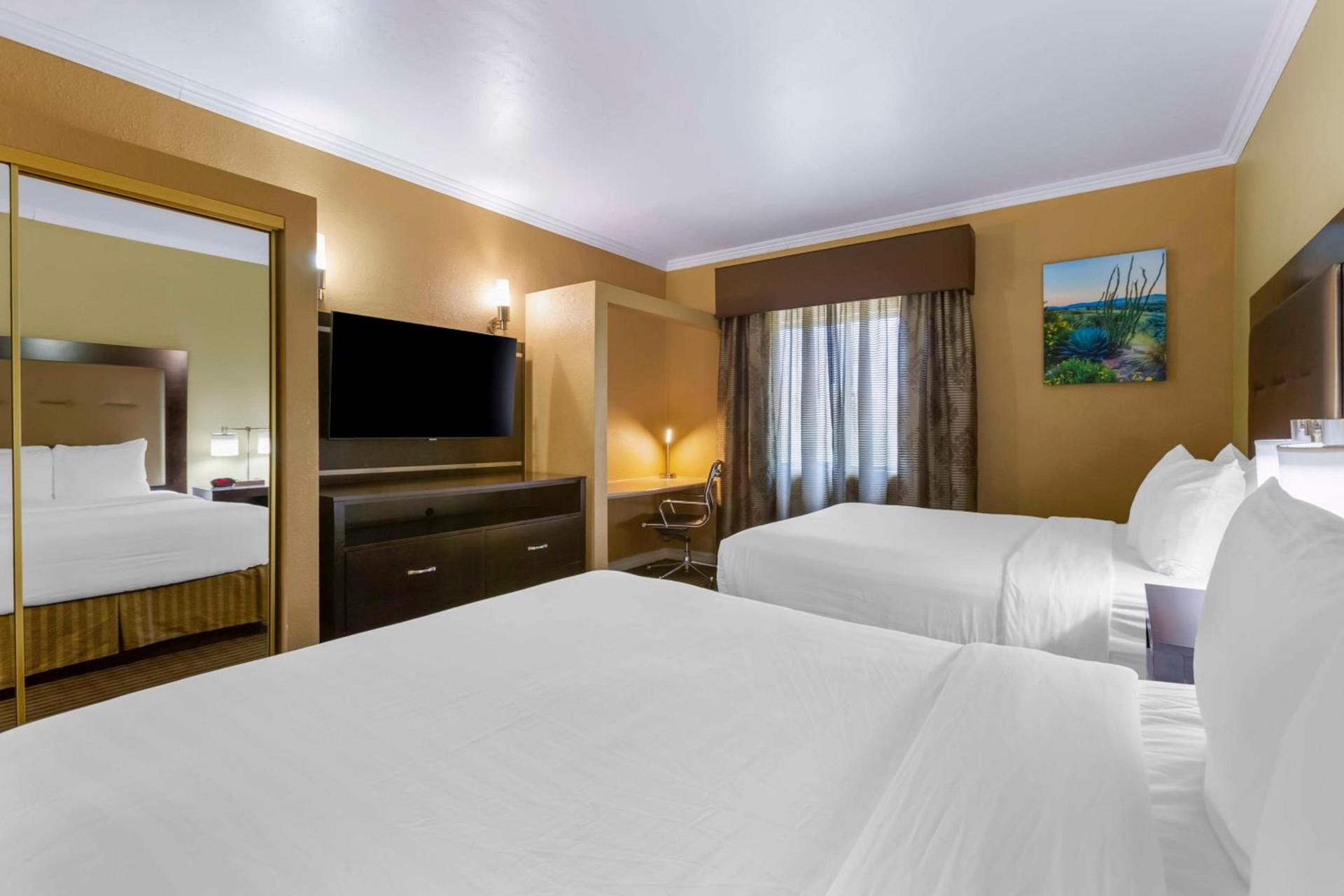 Royal Sun Hotel & Suites photo 24