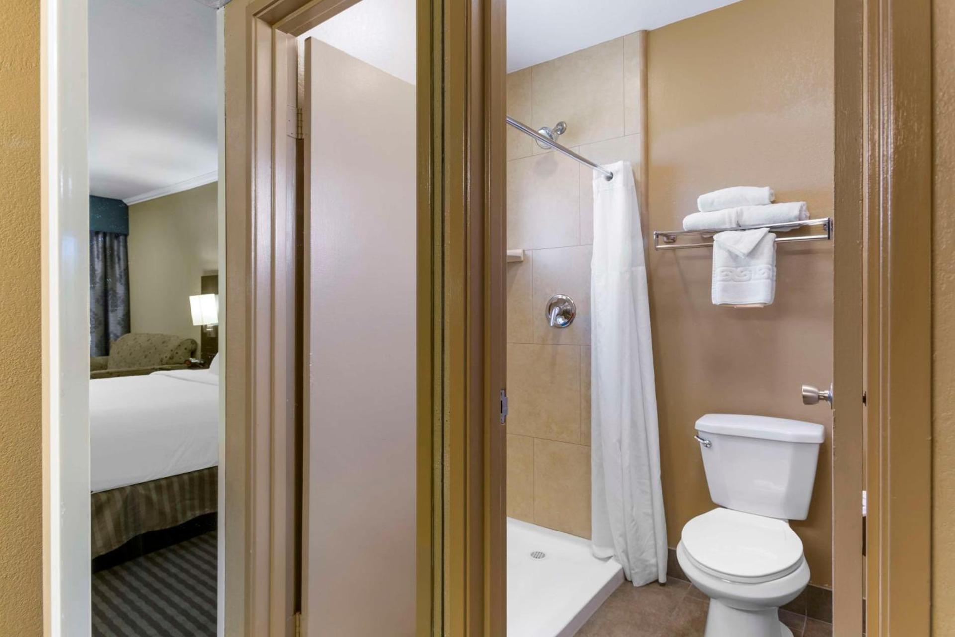 Royal Sun Hotel & Suites photo 19