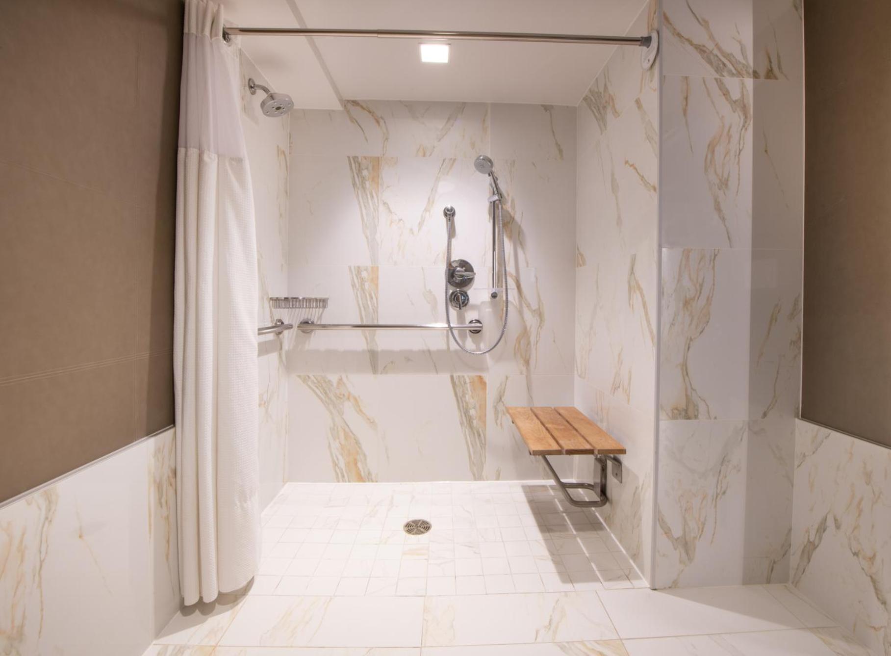 Beverly Hills Marriott photo 5