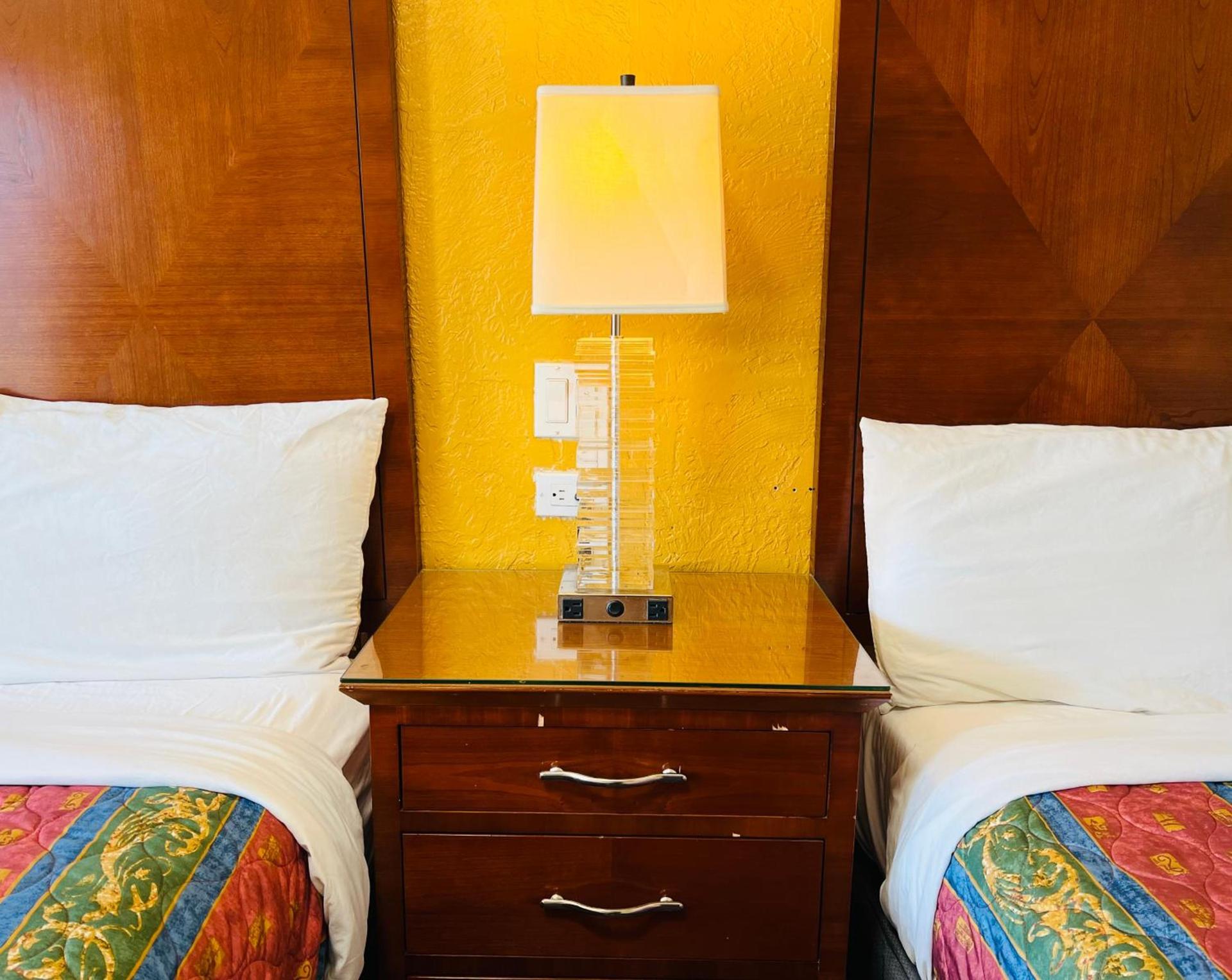 Relax Inn Lawton photo 17